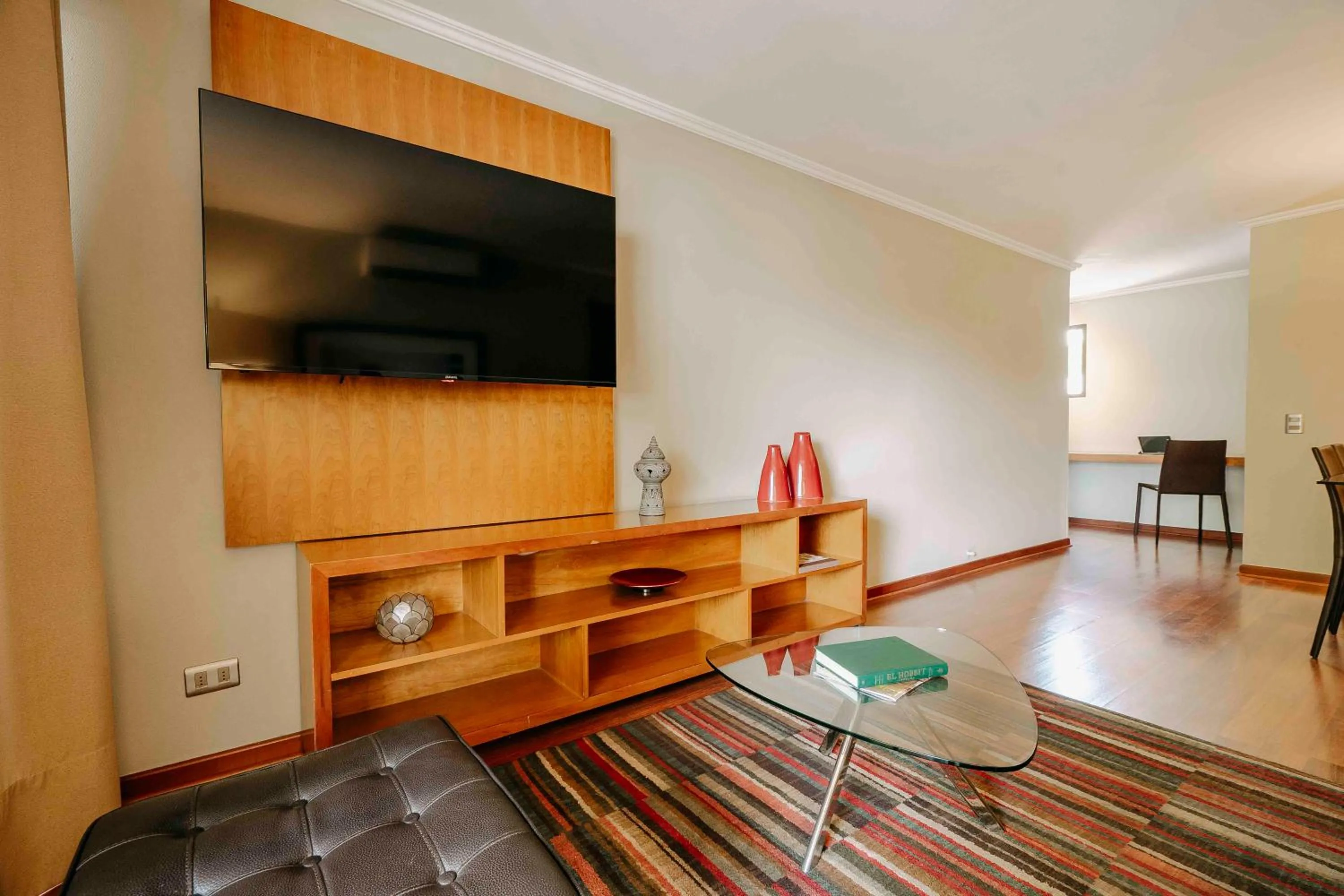 TV and multimedia in Time Stay - Essential Apartments