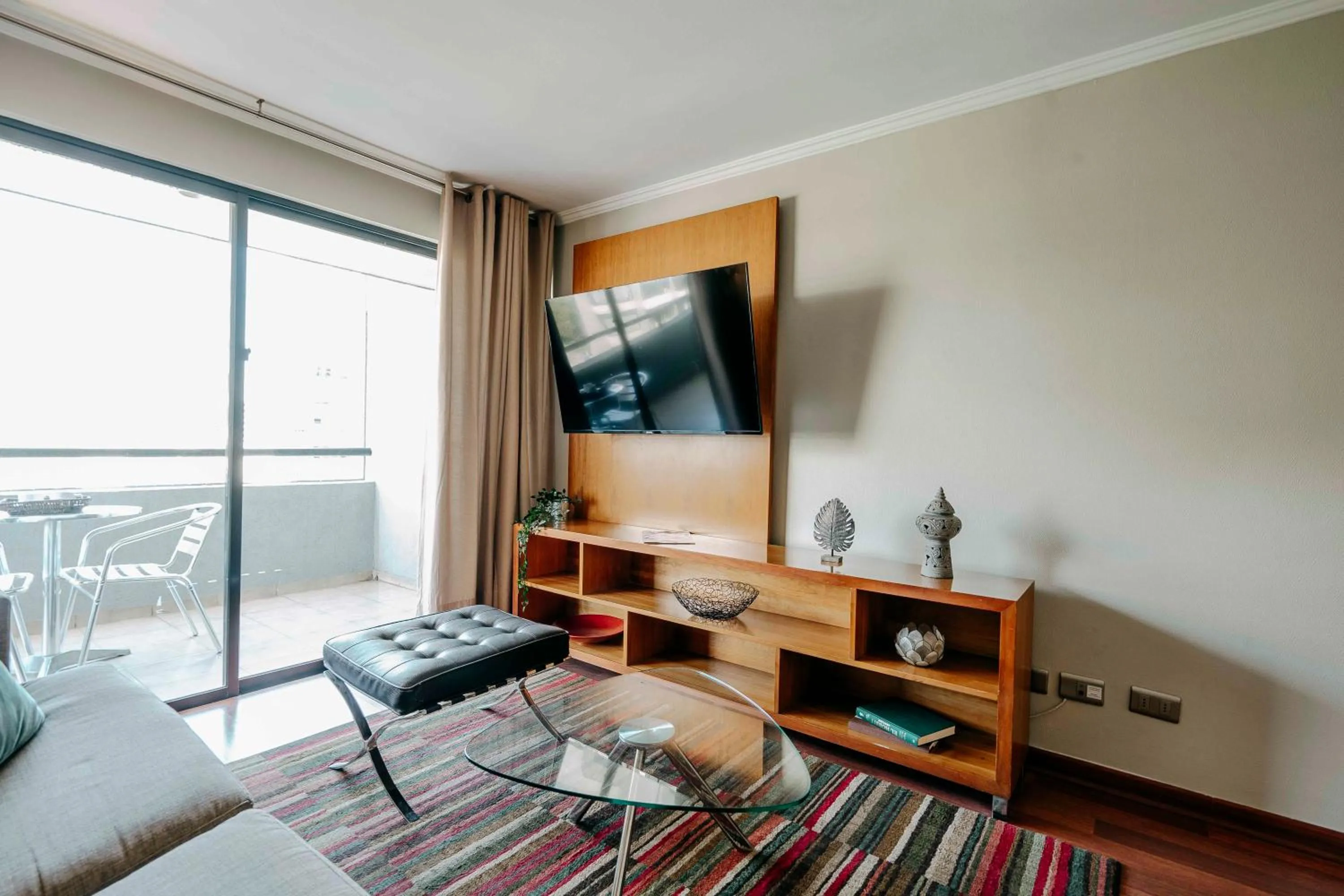 TV and multimedia in Time Stay - Essential Apartments