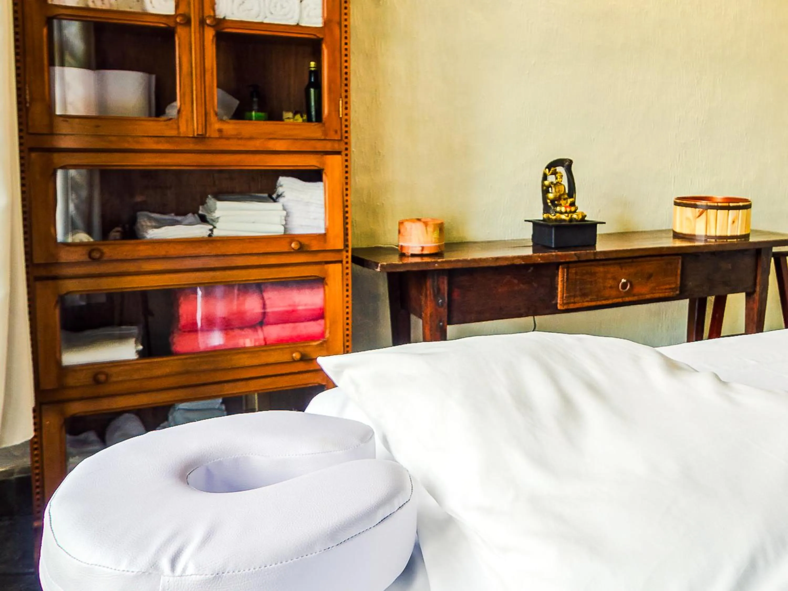 Spa and wellness centre/facilities, Bed in VELINN Pousada dos Marinheiros