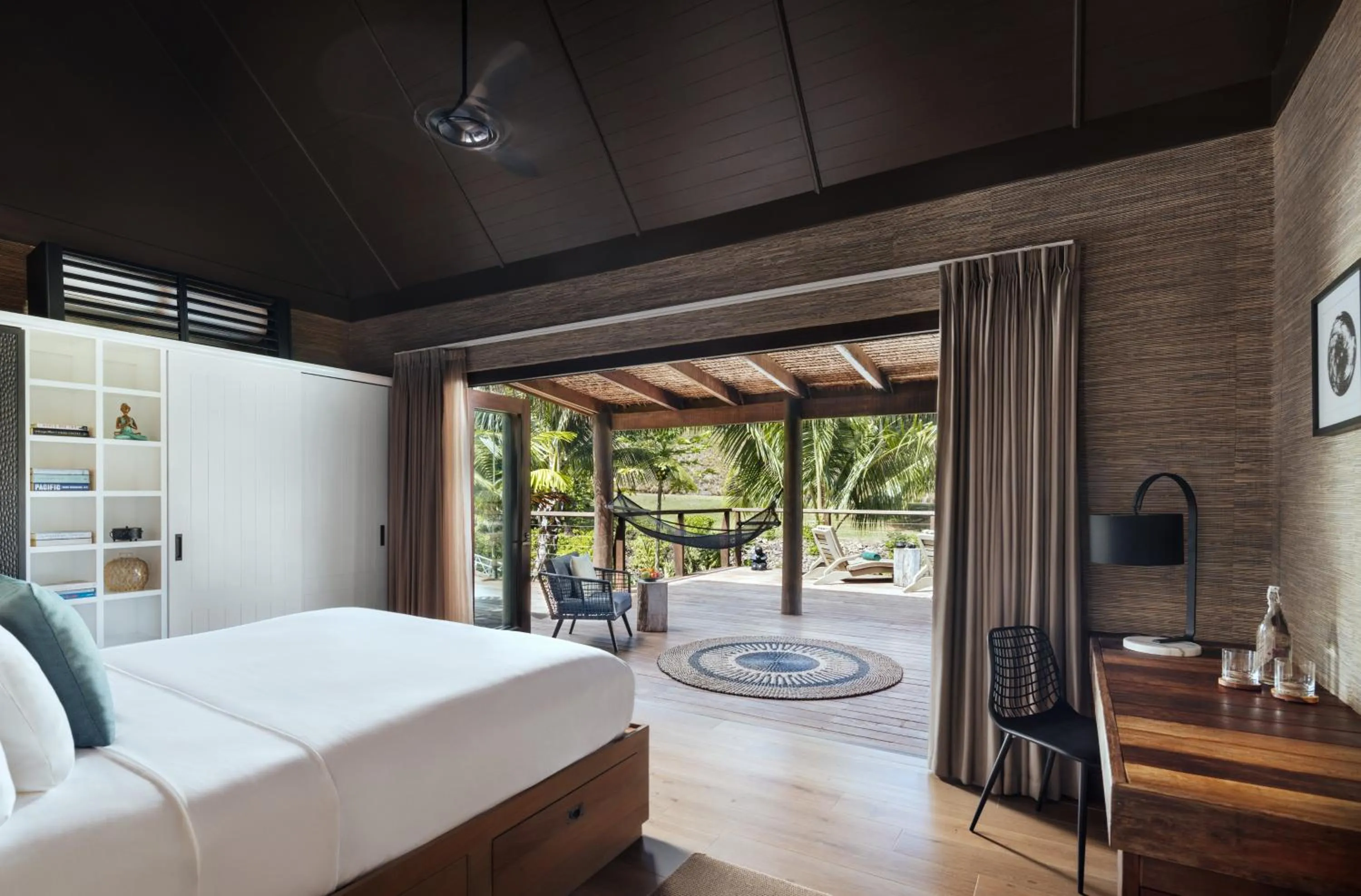 Bedroom, Bed in Six Senses Fiji