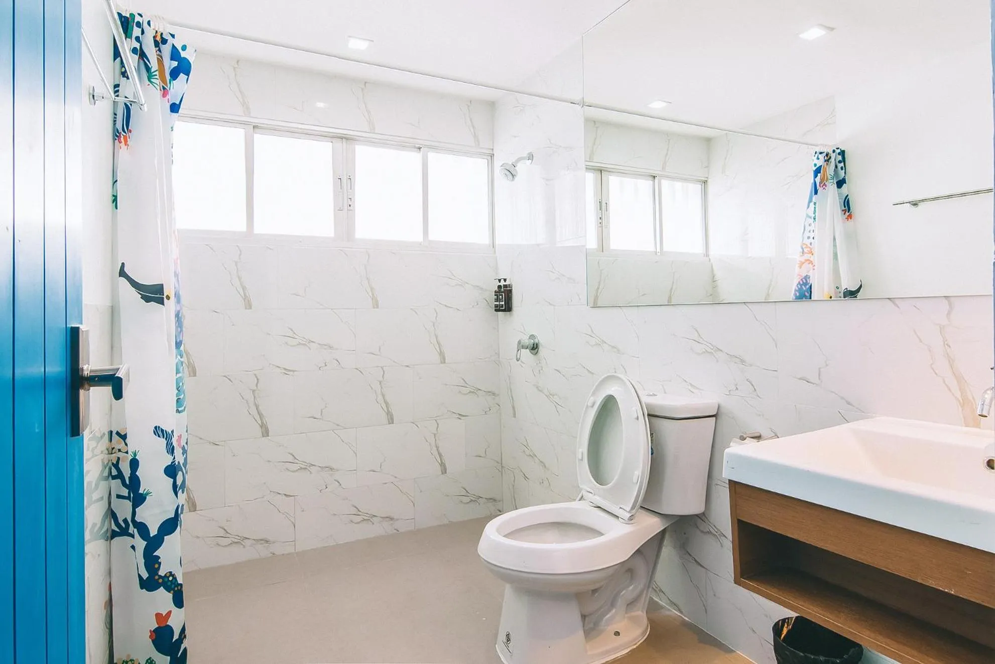 Shower in THALAY Cha-am by THA