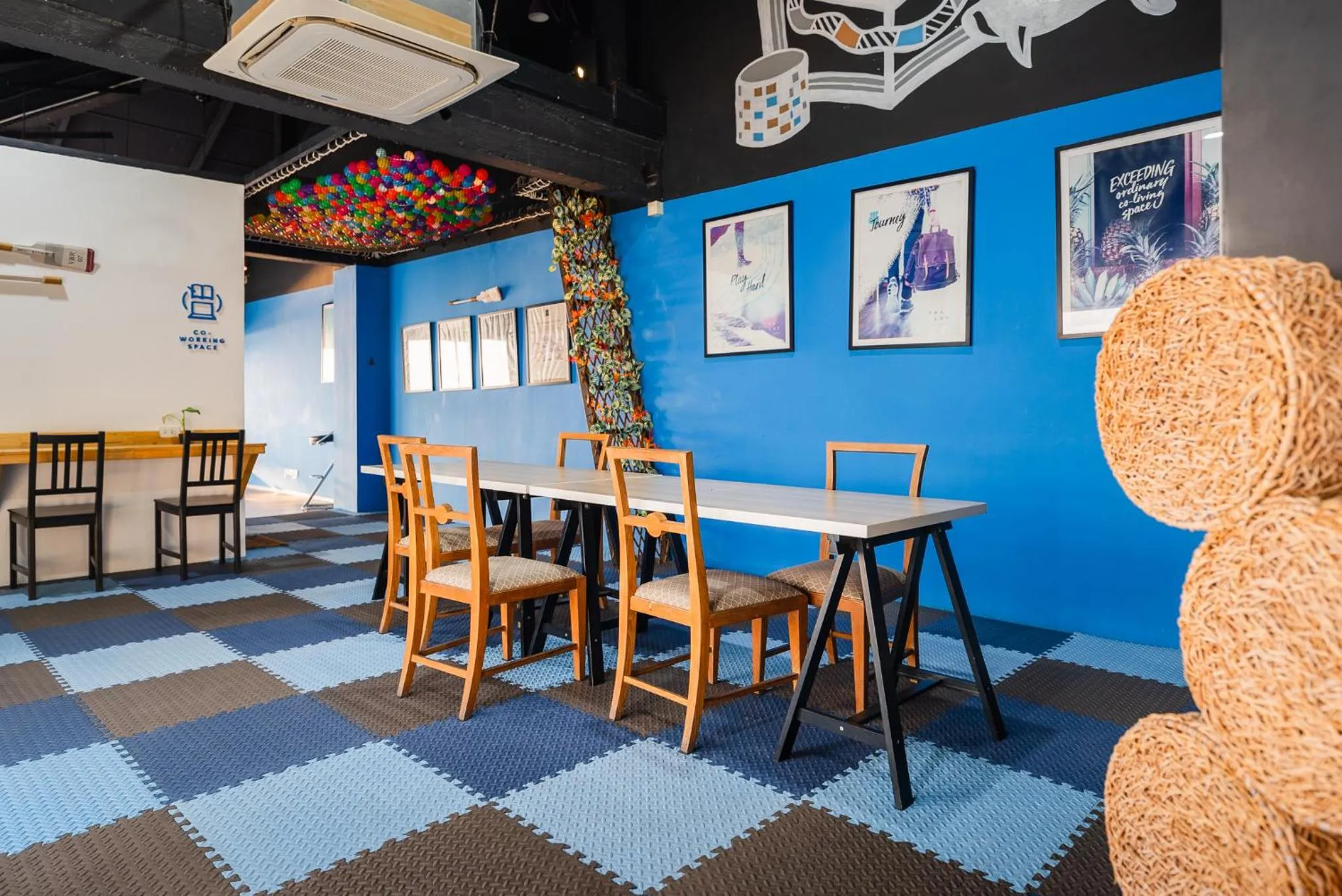 Restaurant/places to eat in THALAY Cha-am by THA