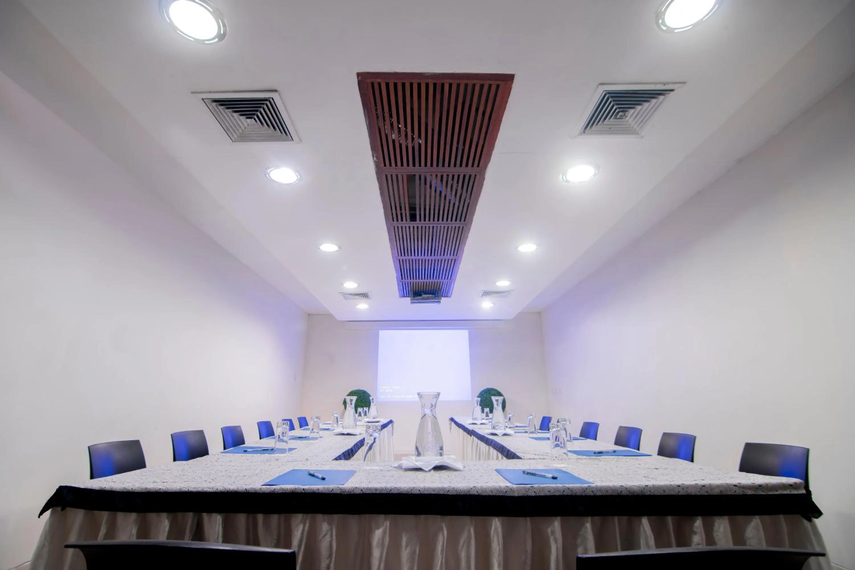 Meeting/conference room in El Dorado Classic Hotel