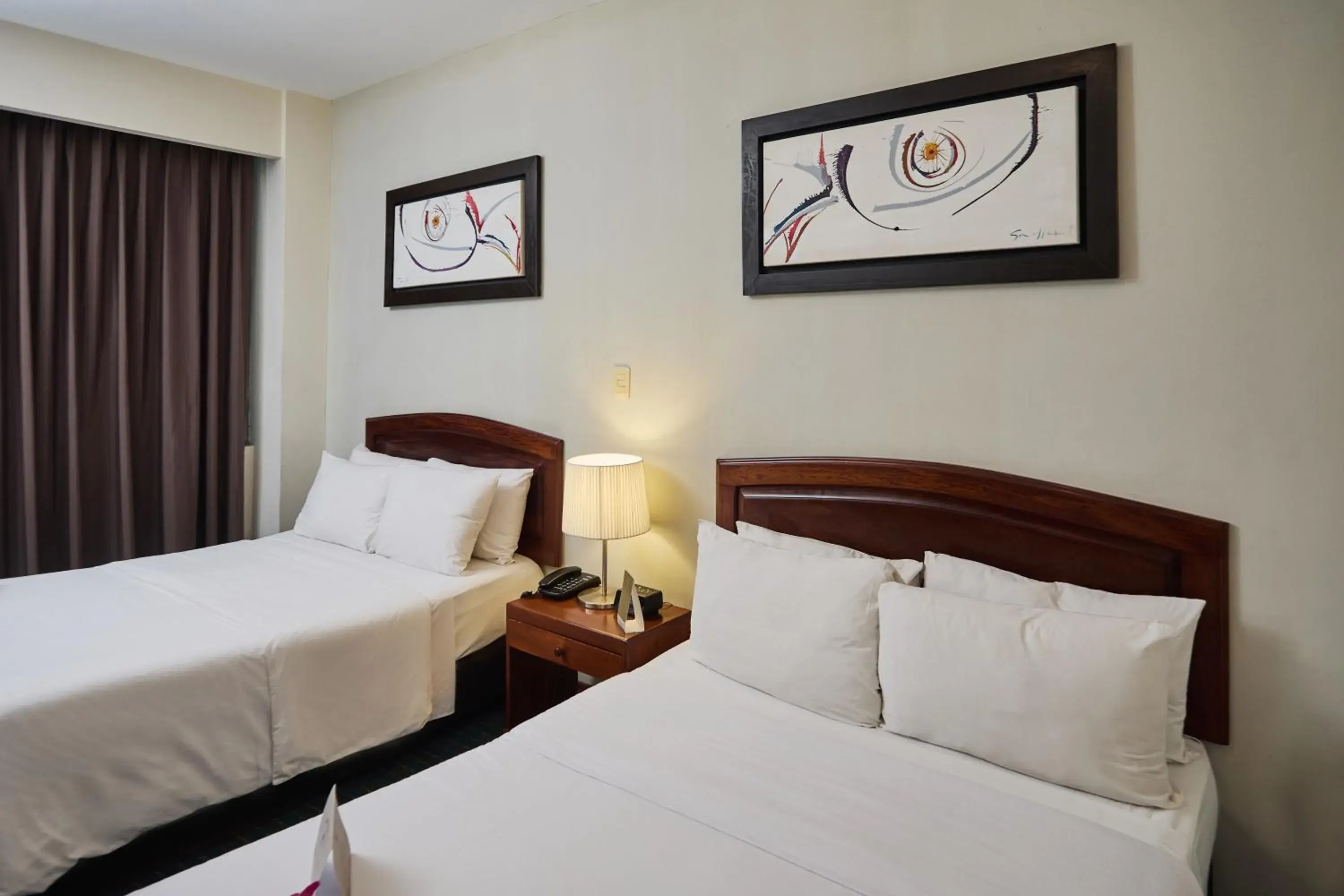 Superior Twin Room in El Dorado Classic Hotel Superior Twin Room in El Dorado Classic Hotel