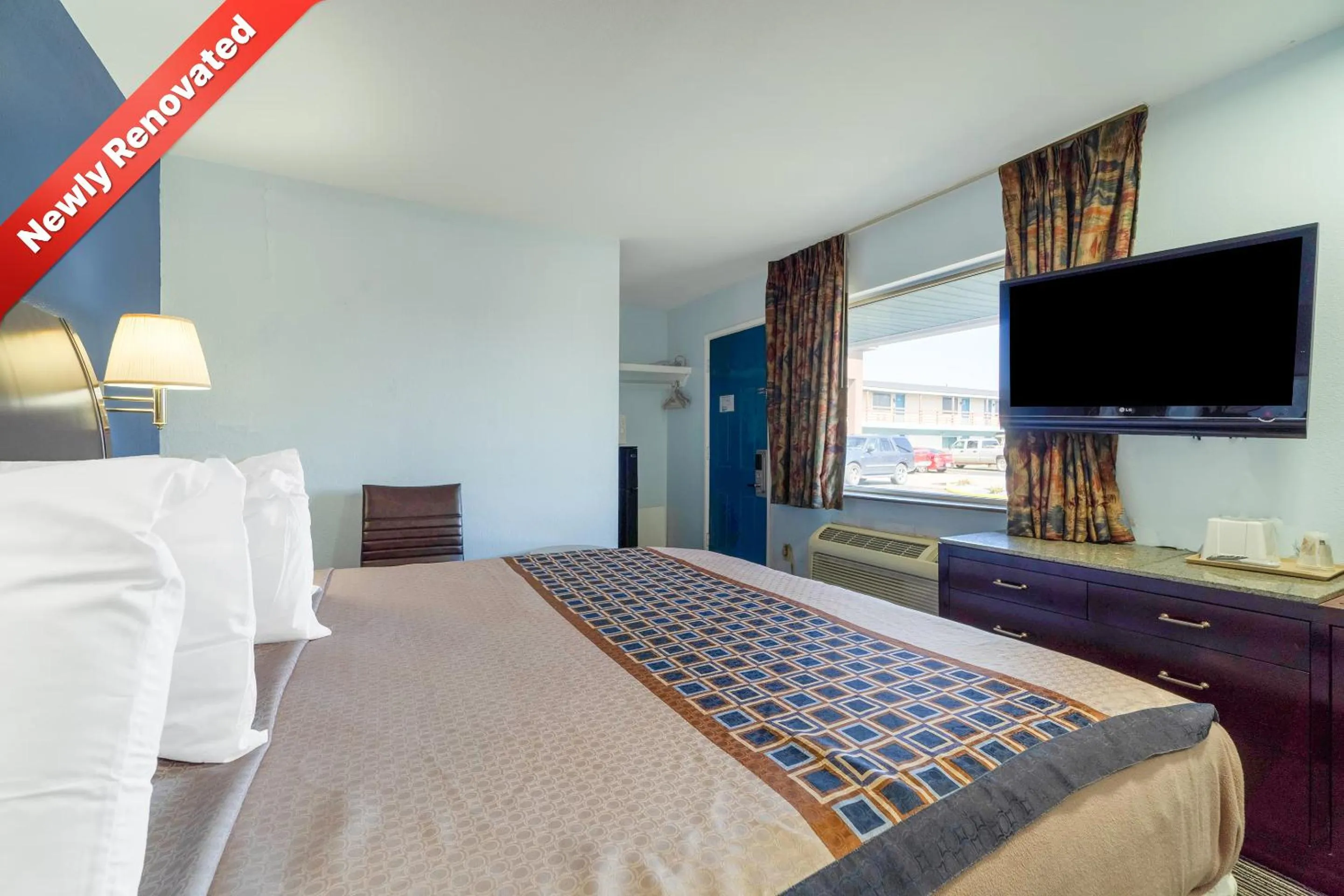 Bedroom, Bed in Budget Inn by OYO Frederick US-183