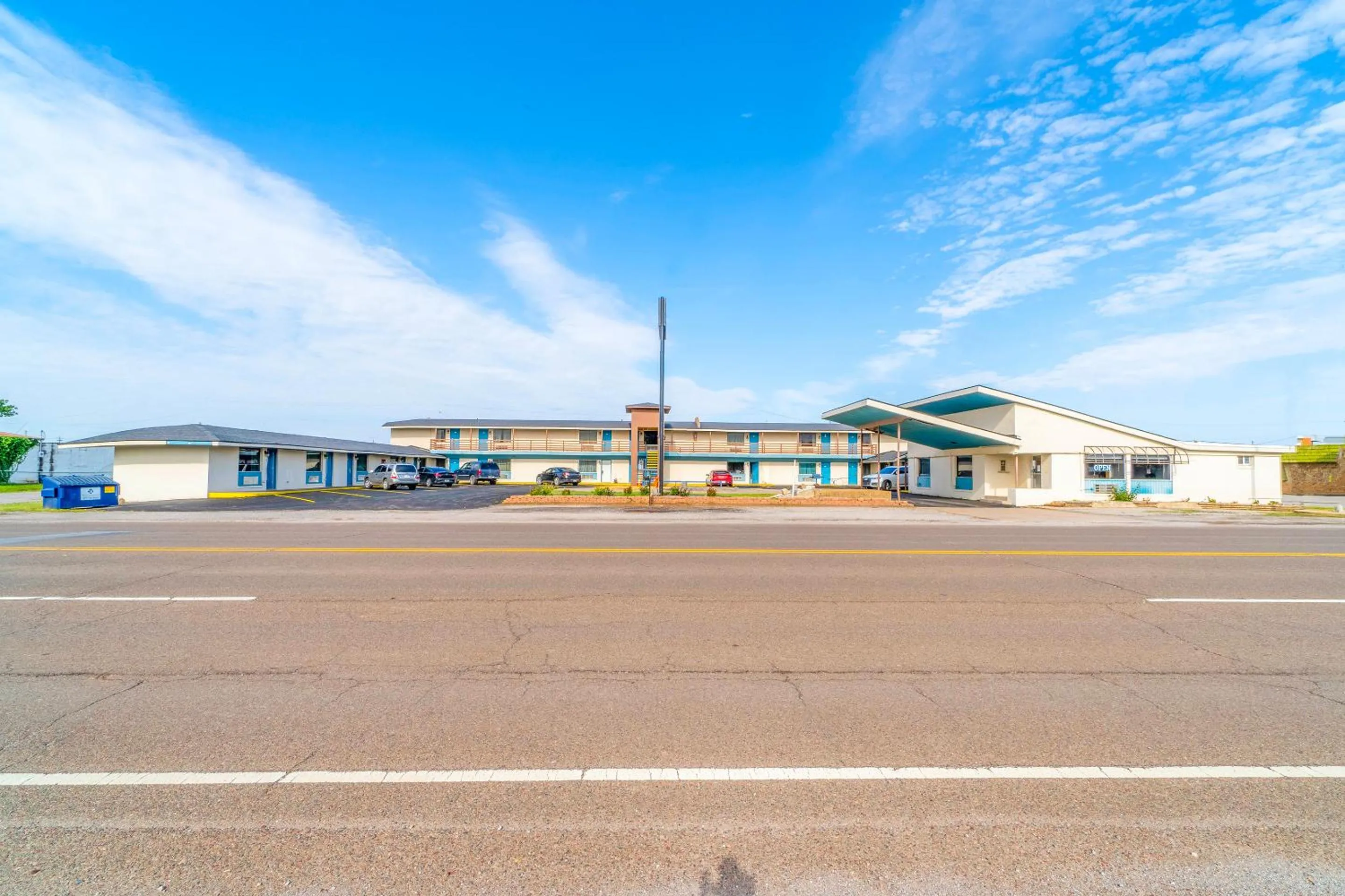 Facade/entrance in Budget Inn by OYO Frederick US-183