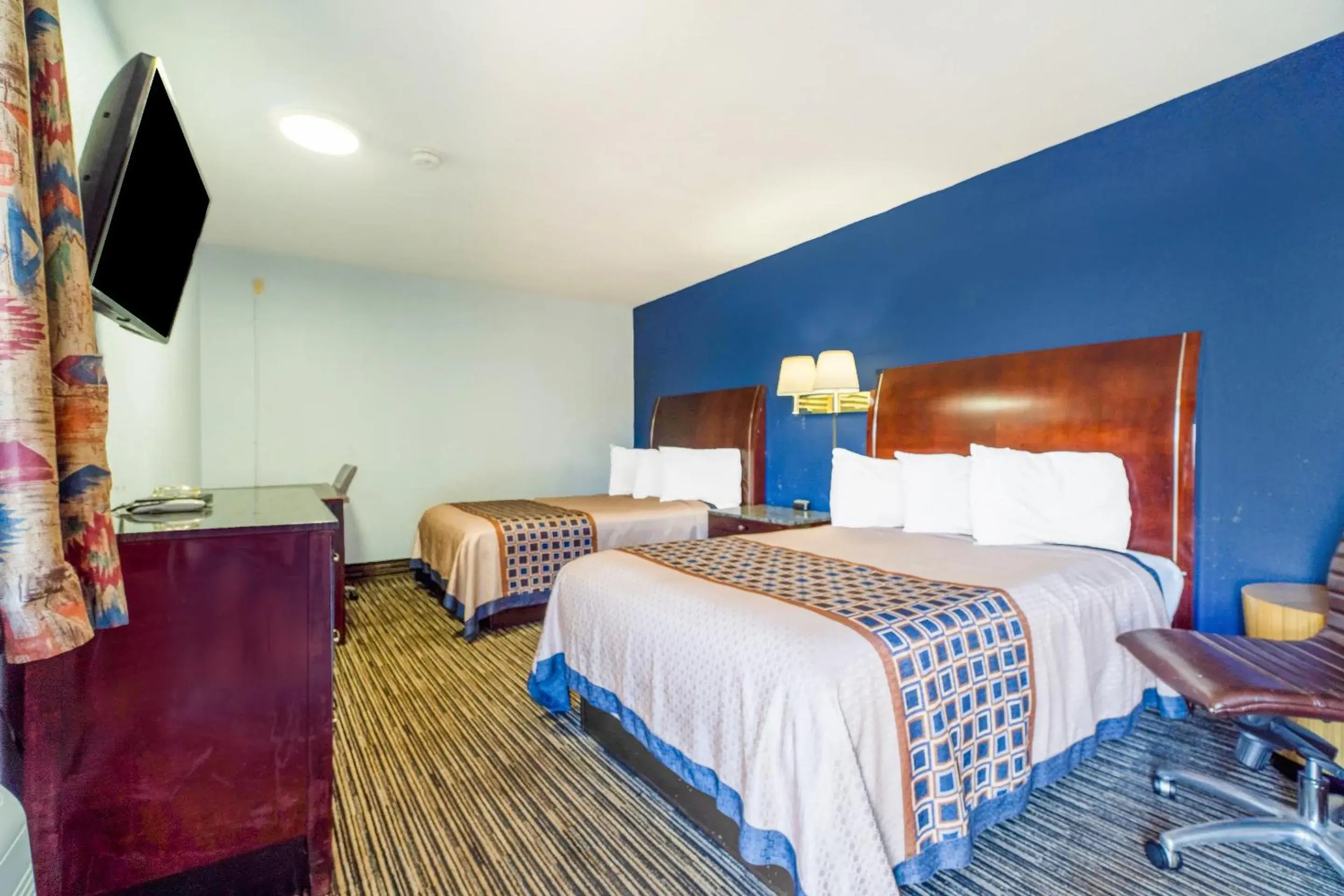 2 Full Beds Non-Smoking in Budget Inn by OYO Frederick US-183 2 Full Beds Non-Smoking in Budget Inn by OYO Frederick US-183