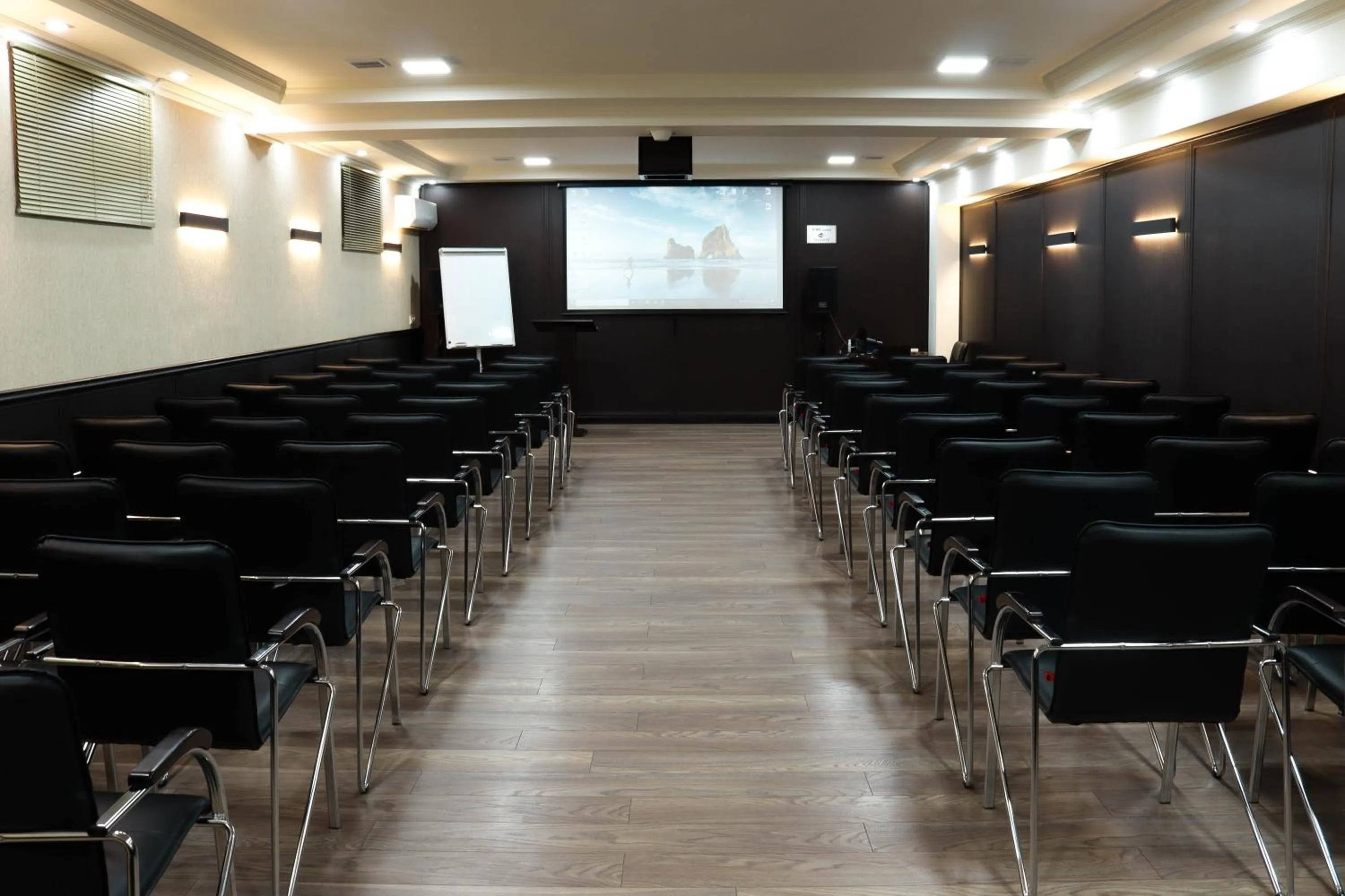 Business facilities in De'Mar Hotel