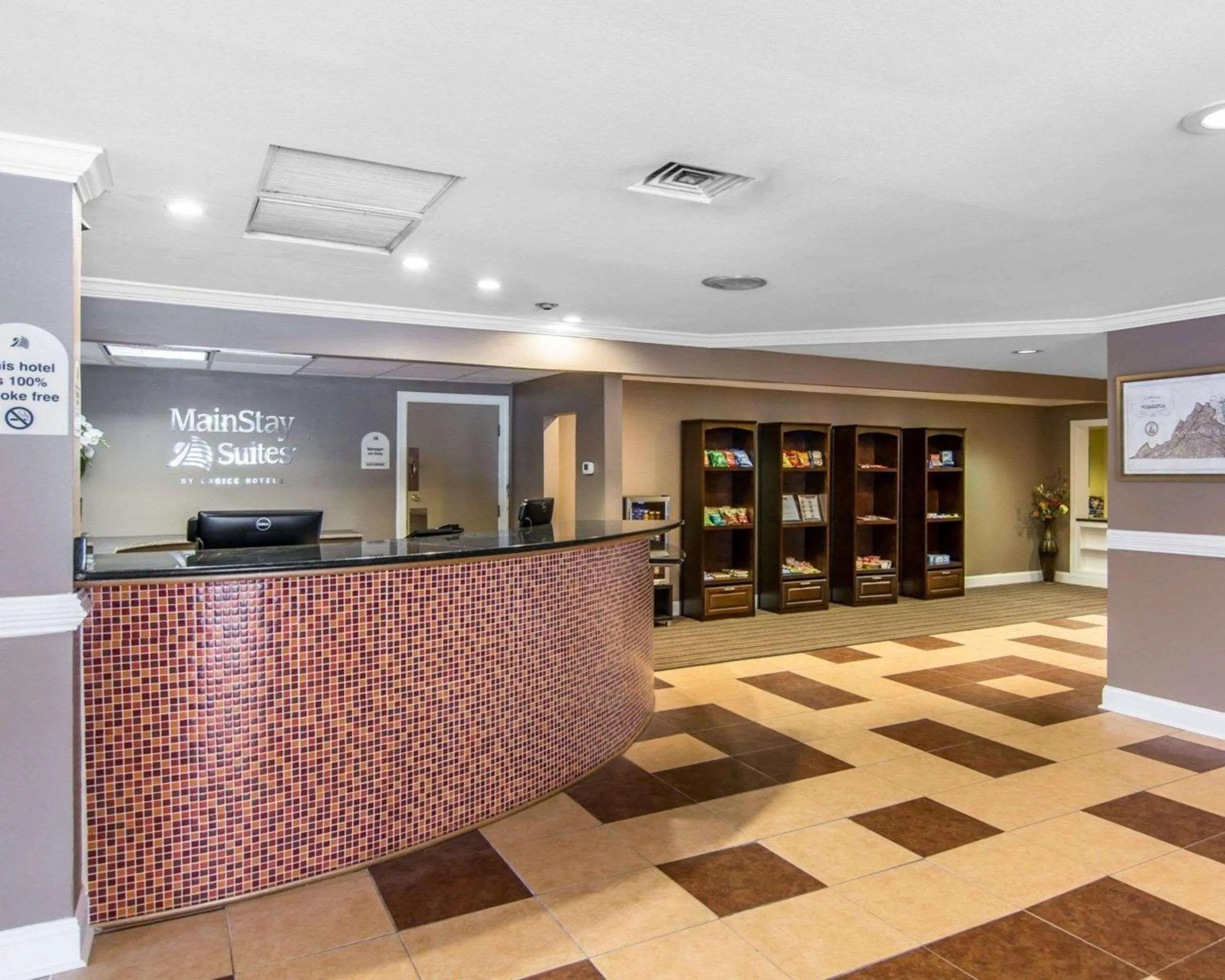 Lobby or reception in MainStay Suites Williamsburg Historic Area