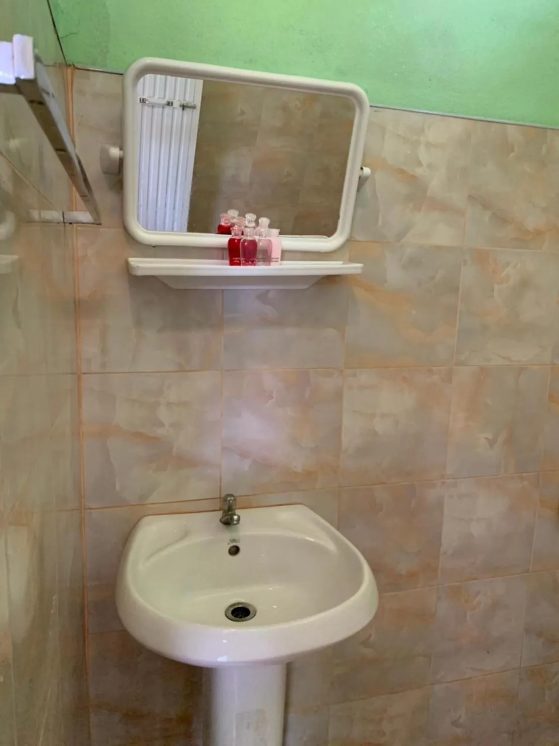 Bathroom in Khaosok Bamboo Huts Resort