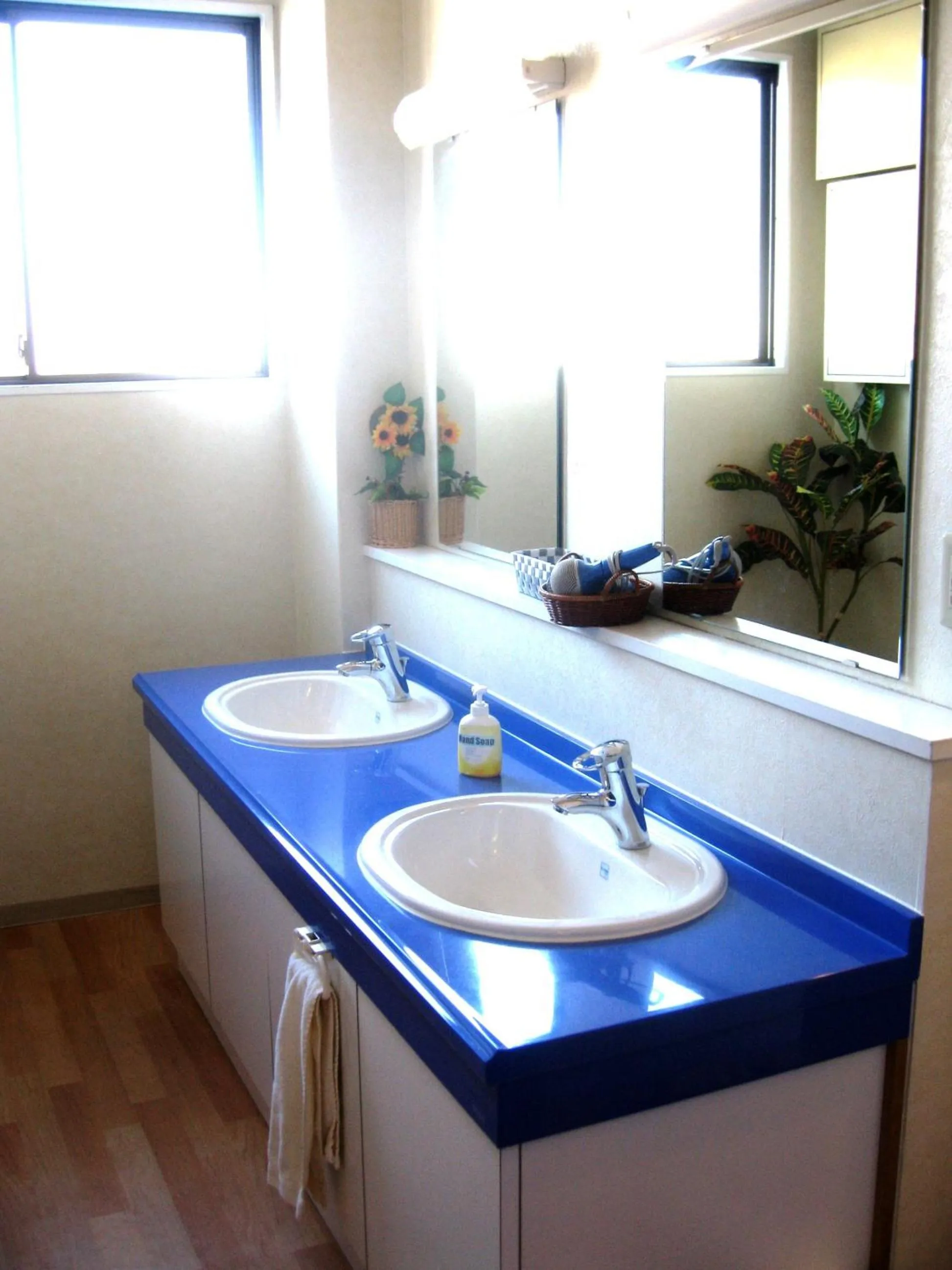 Bathroom in K's House MtFuji -ケイズハウスMt富士- Travelers Hostel- Lake Kawaguchiko