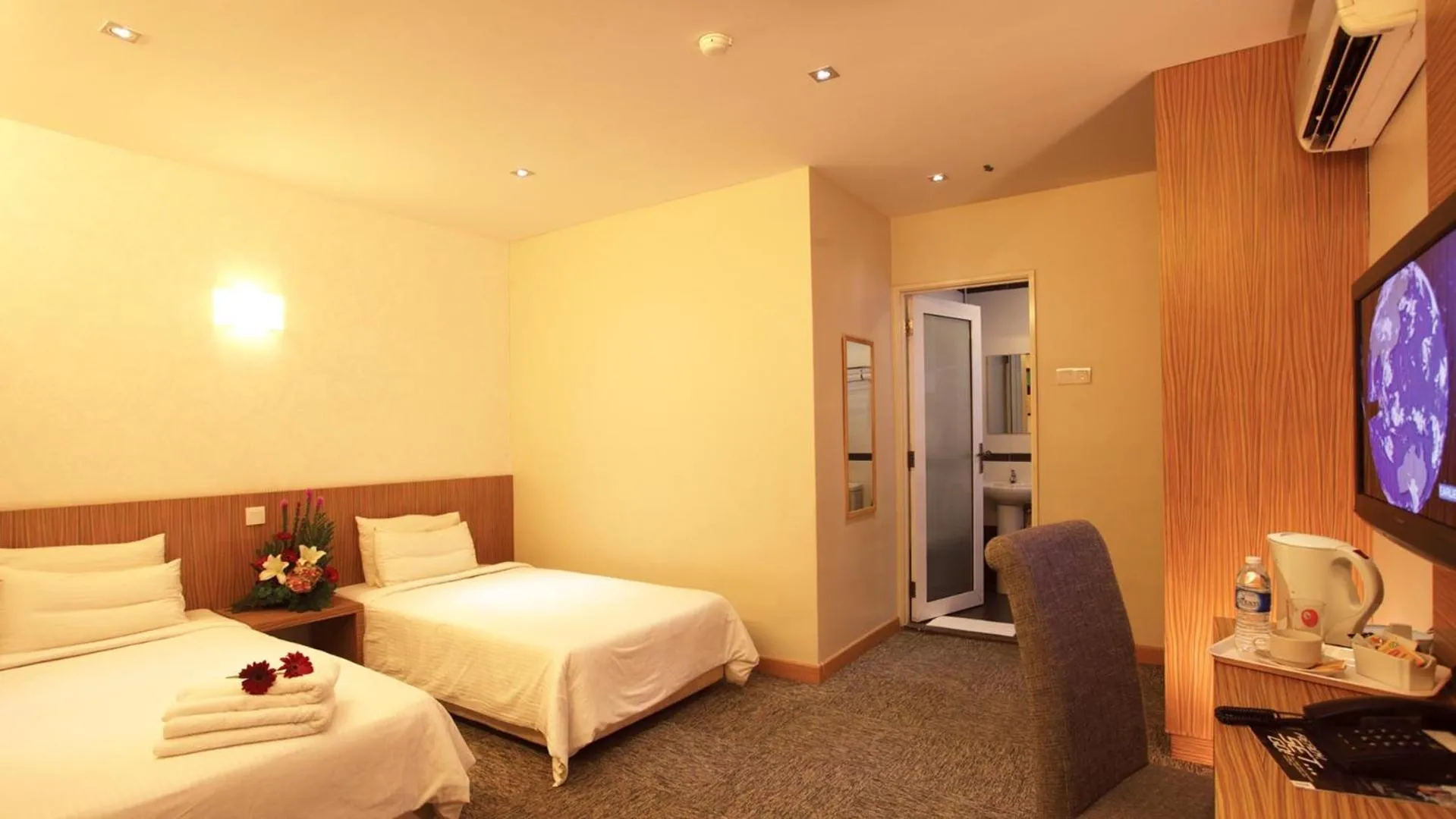 Bedroom, Bed in Prescott Hotel Bukit Bintang