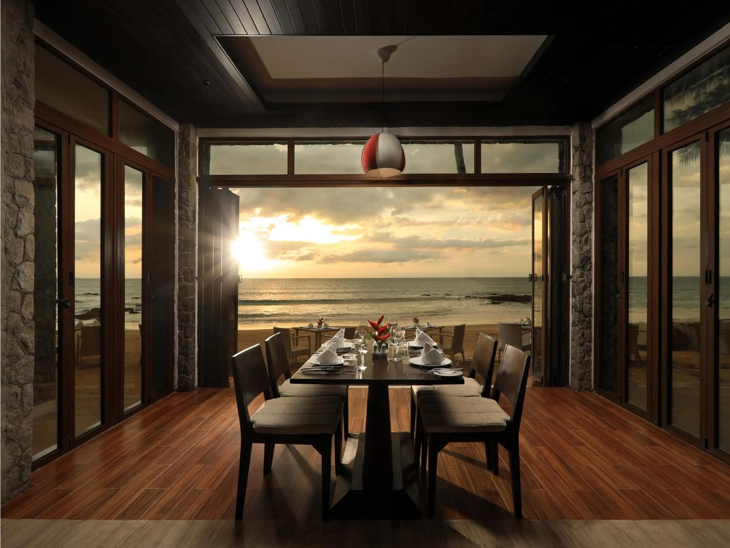 Restaurant/places to eat in Natai Beach Resort