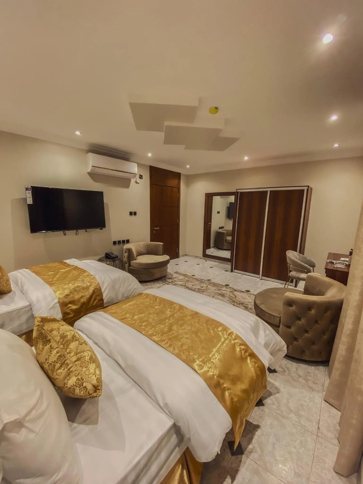 Bed in Comfort Inn Al Taawon - Family Only