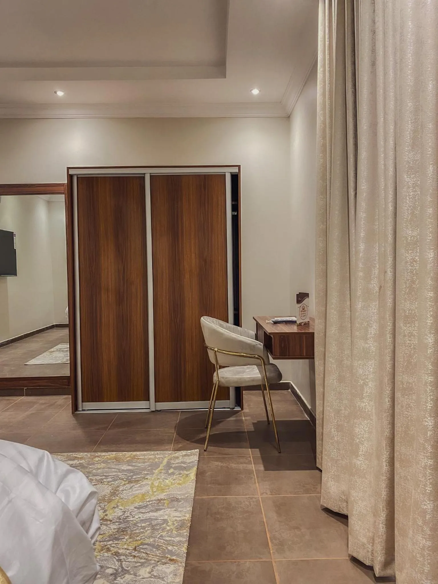 Comfort Inn Al Taawon - Family Only