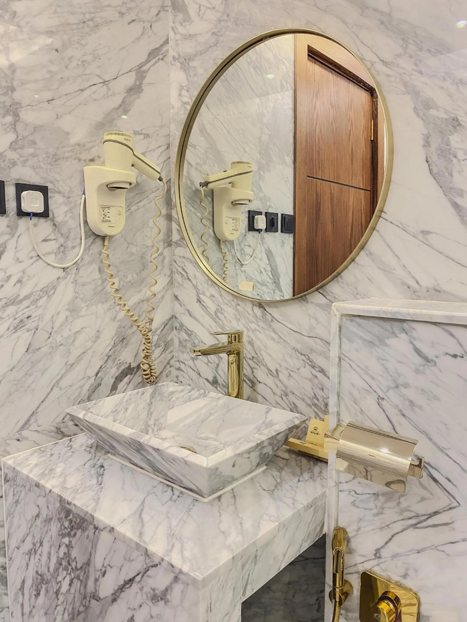 Comfort Inn Al Taawon - Family Only