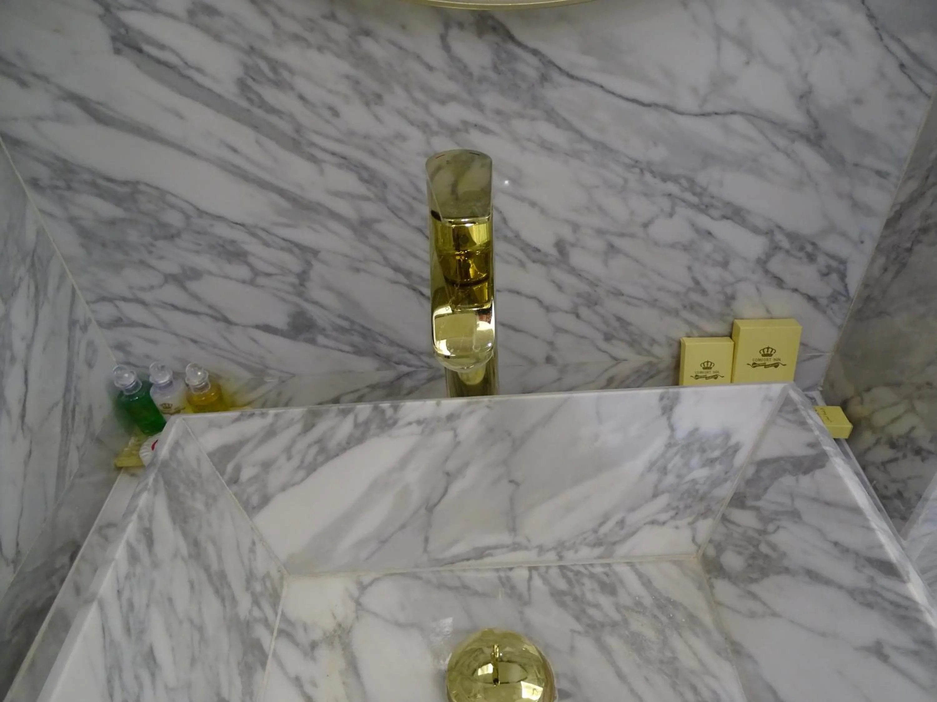 Comfort Inn Al Taawon - Family Only