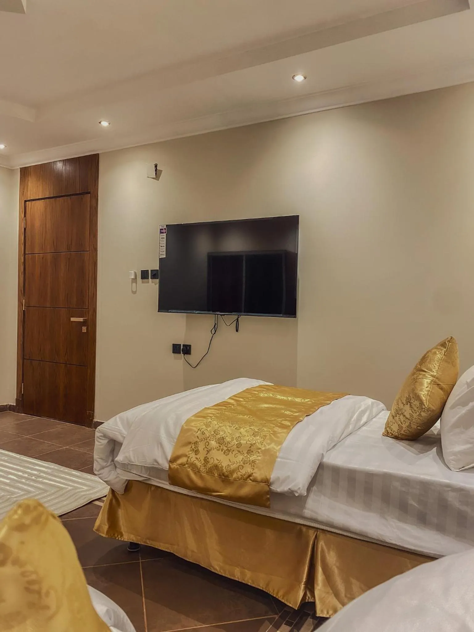 Bed in Comfort Inn Al Taawon - Family Only