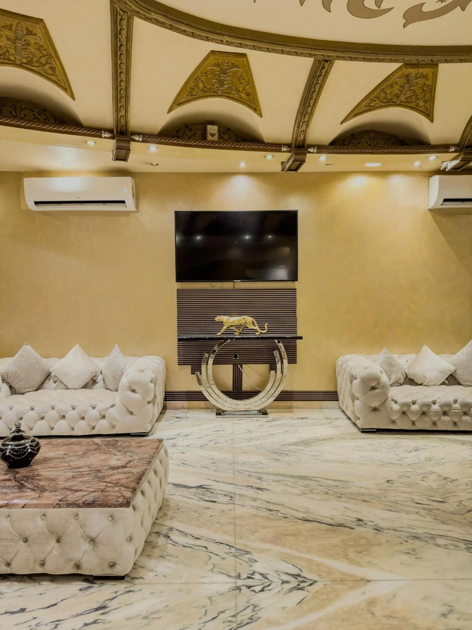 Comfort Inn Al Taawon - Family Only