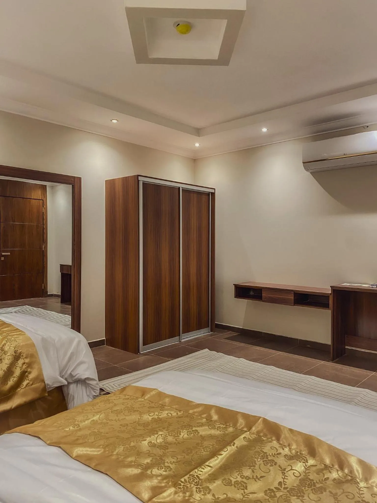 Bed in Comfort Inn Al Taawon - Family Only