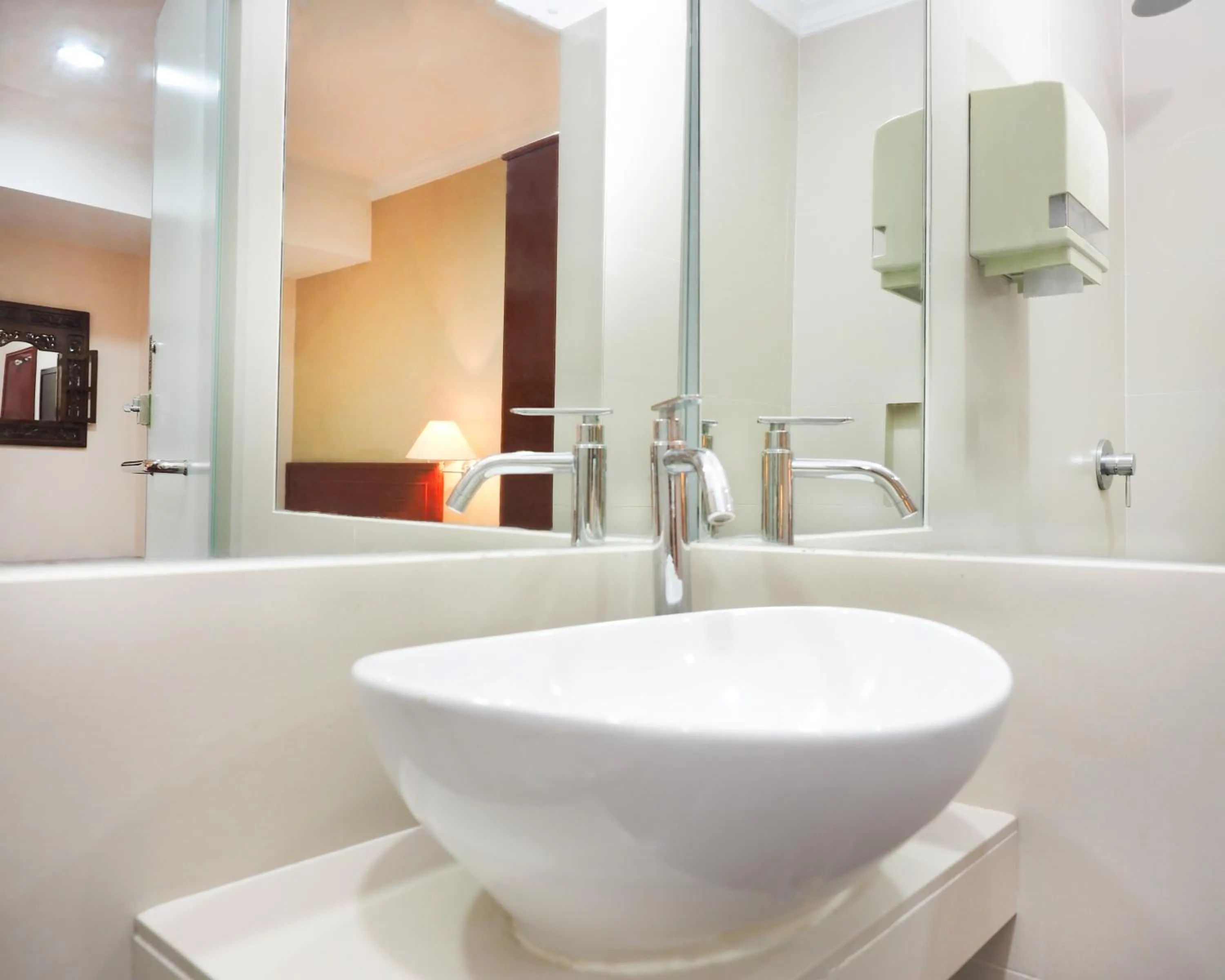 Bathroom in Sun Inns Hotel Subang