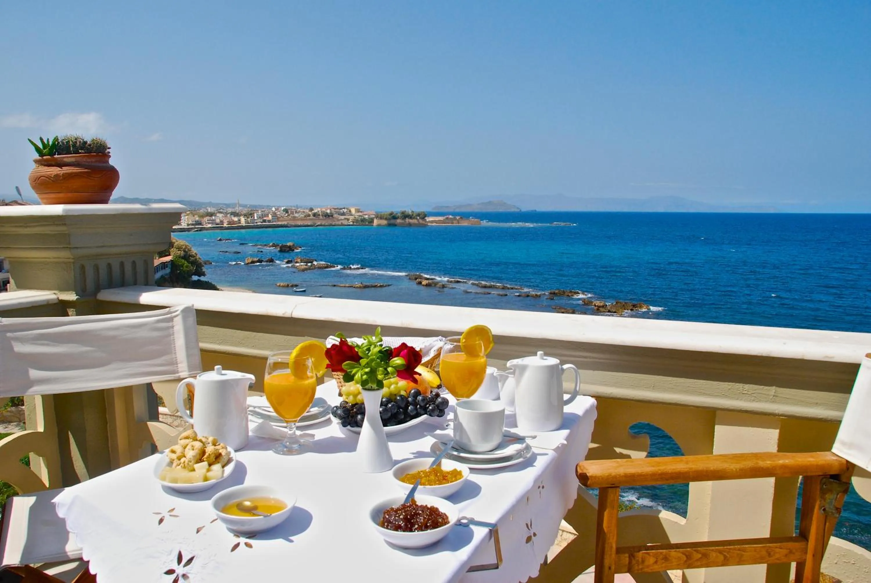 Food in Villa Andromeda