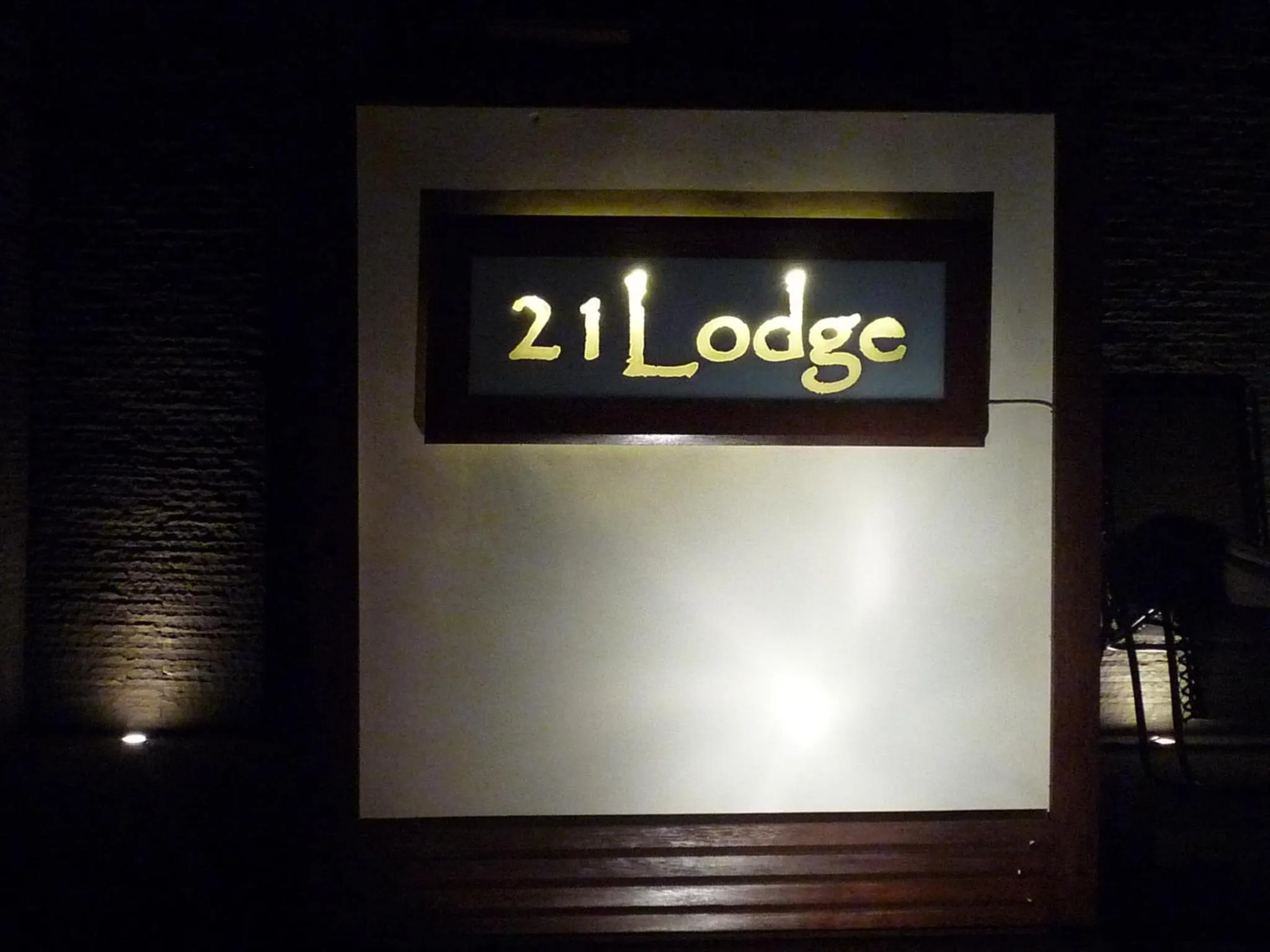 Logo/Certificate/Sign in 21 Lodge