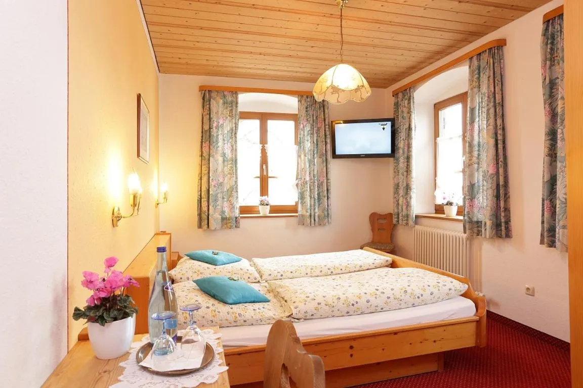 Bed in Gasthaus zur Moosmühle
