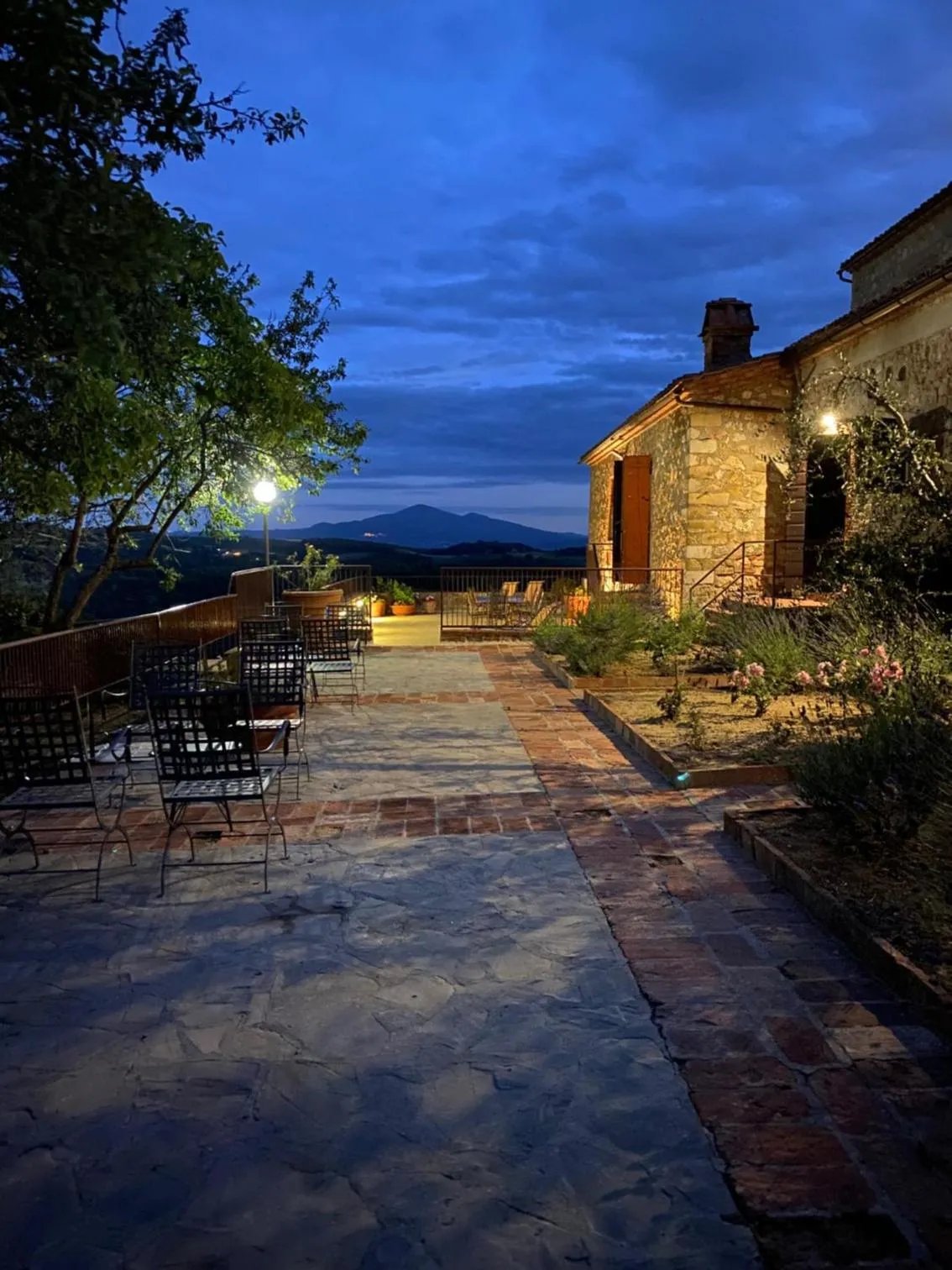 Property building in LaChiusa Tuscany