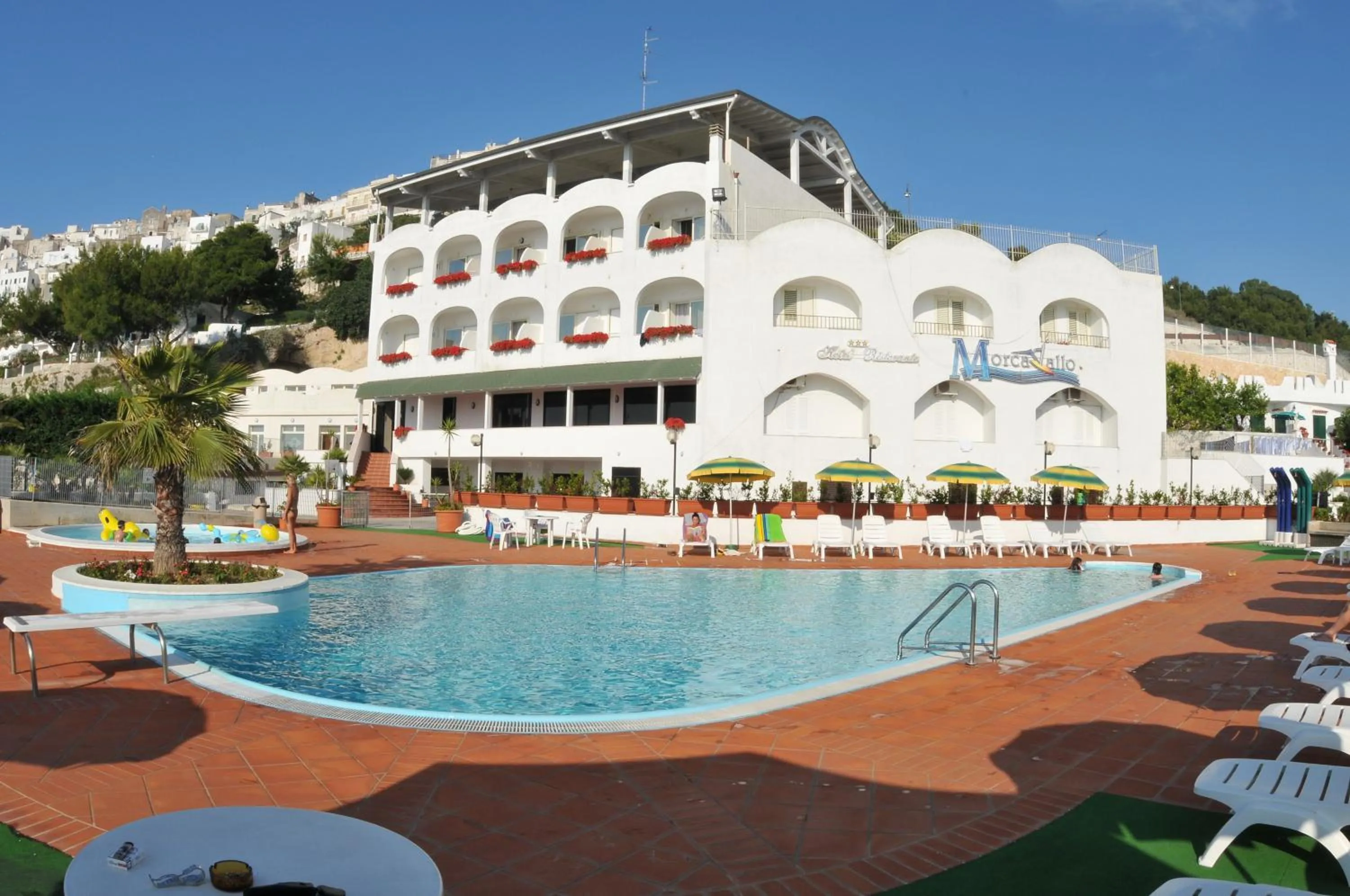 Facade/entrance in Morcavallo Hotel & Wellness