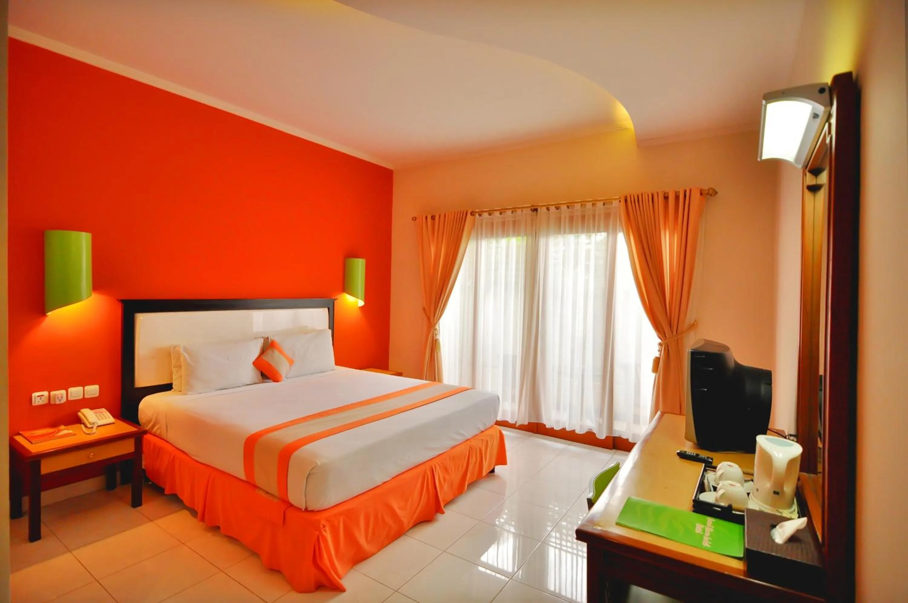 TV and multimedia, Bed in Grand Sinar Indah