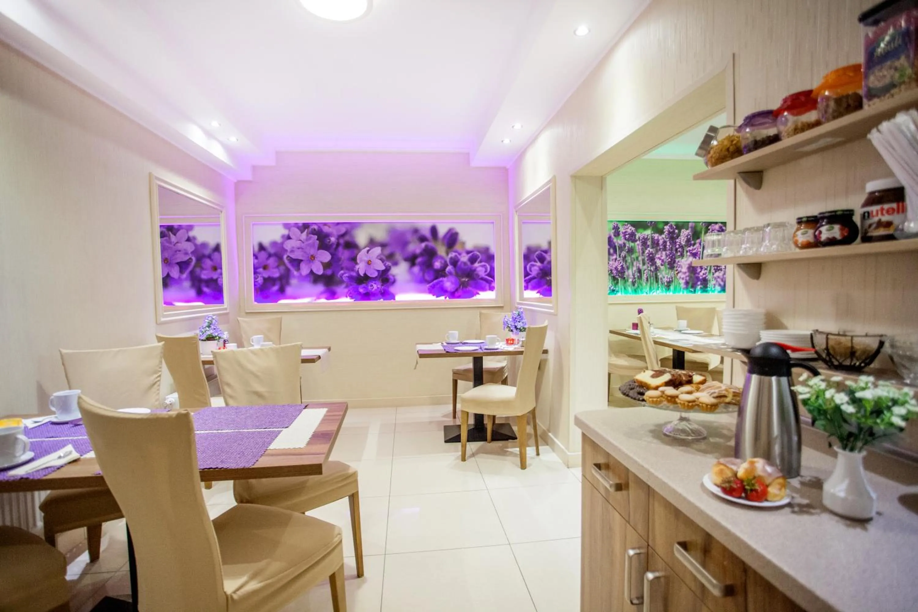 Restaurant/places to eat in Villa Anna - Noclegi Rooms - FREE parking, taras, 1500m do Starówki