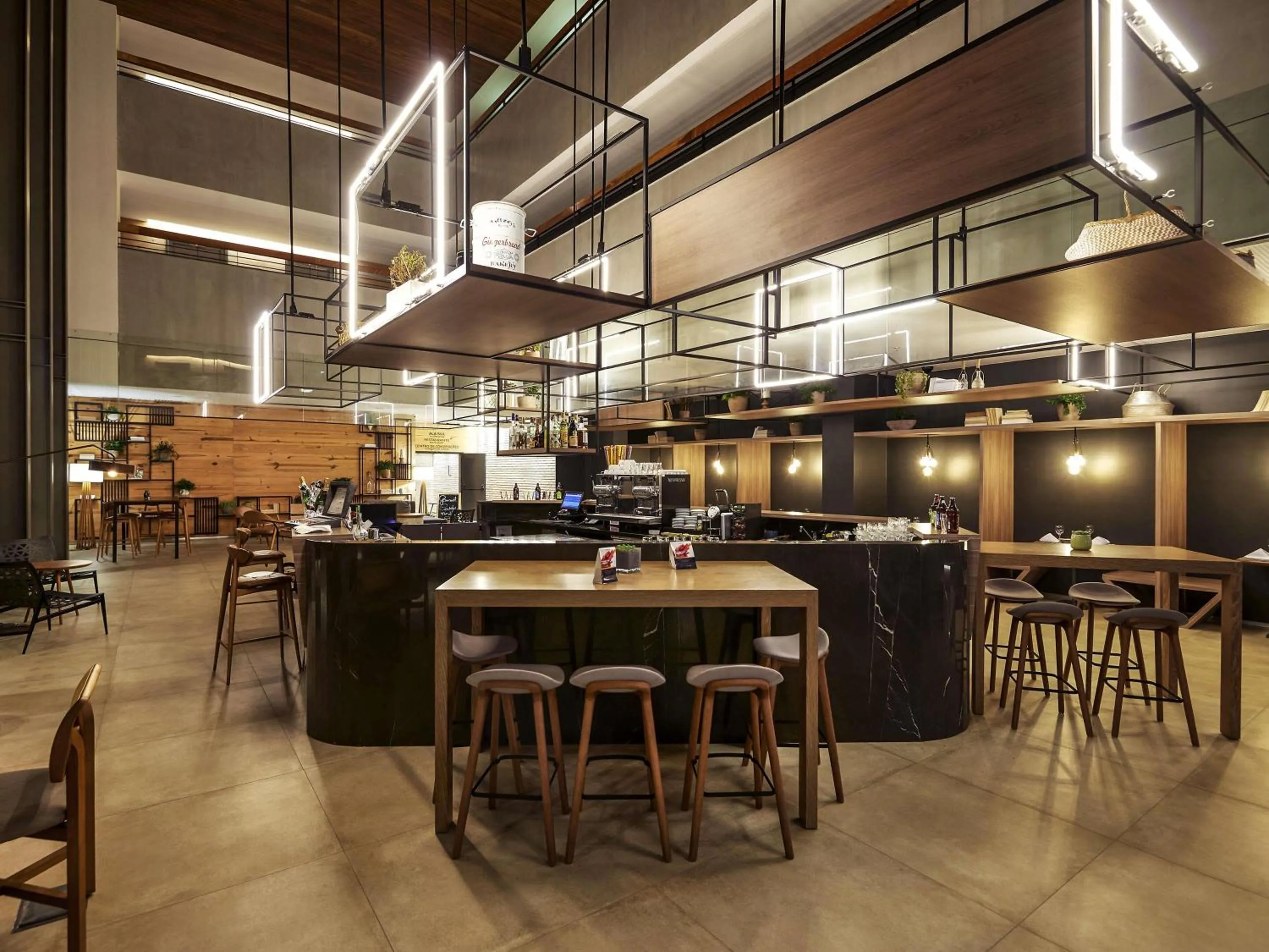 Lounge or bar in Novotel Itu Terras de São José Golf & Resort