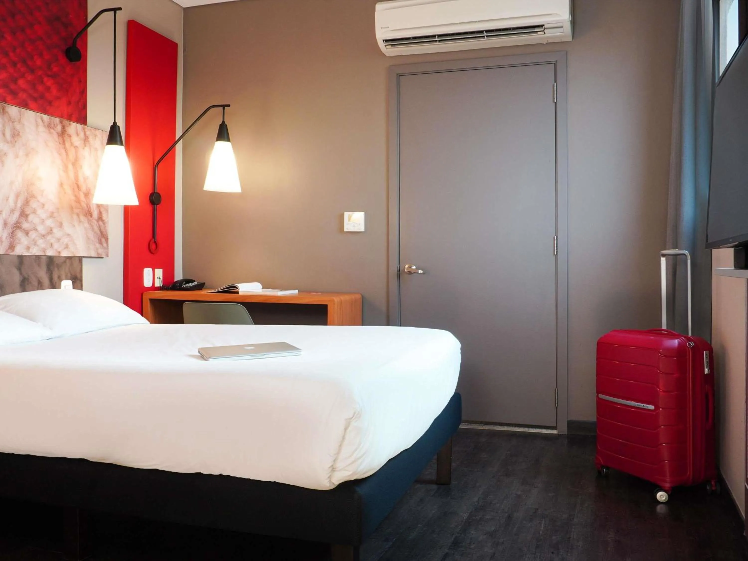 Bedroom, Bed in ibis Barranquilla