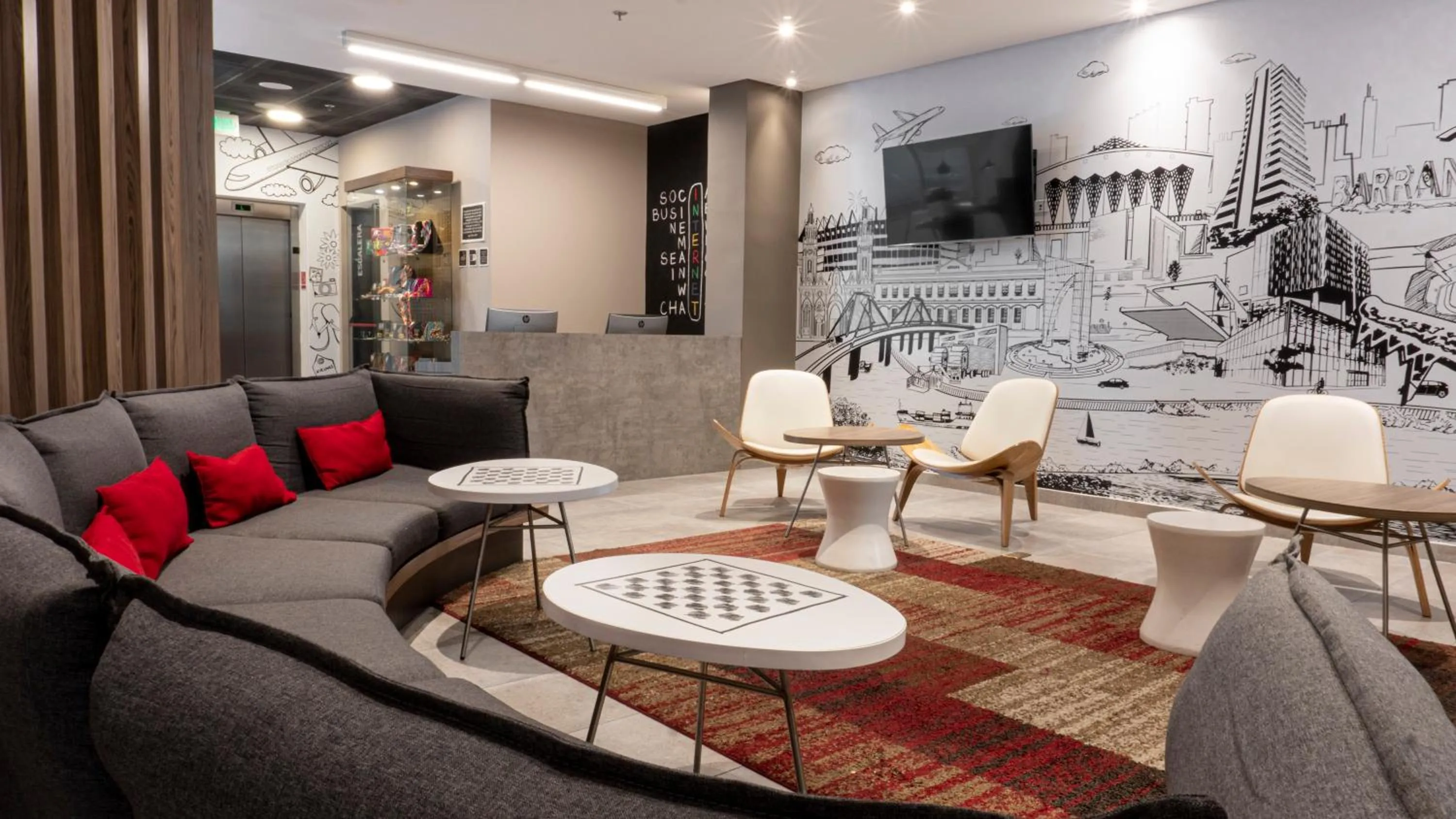 Living room in ibis Barranquilla