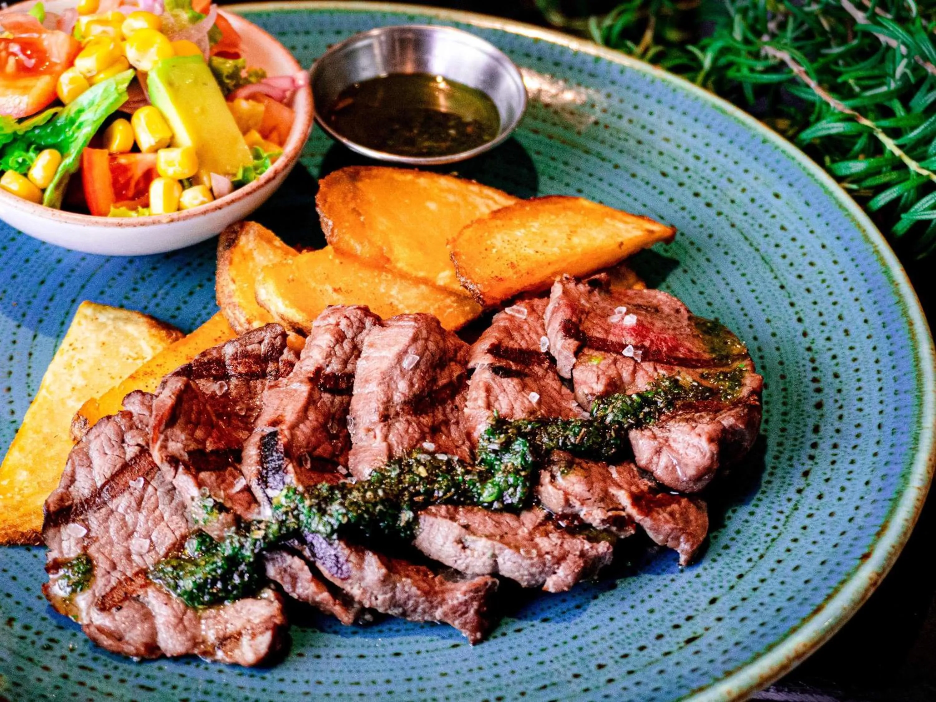 Restaurant/places to eat in ibis Barranquilla