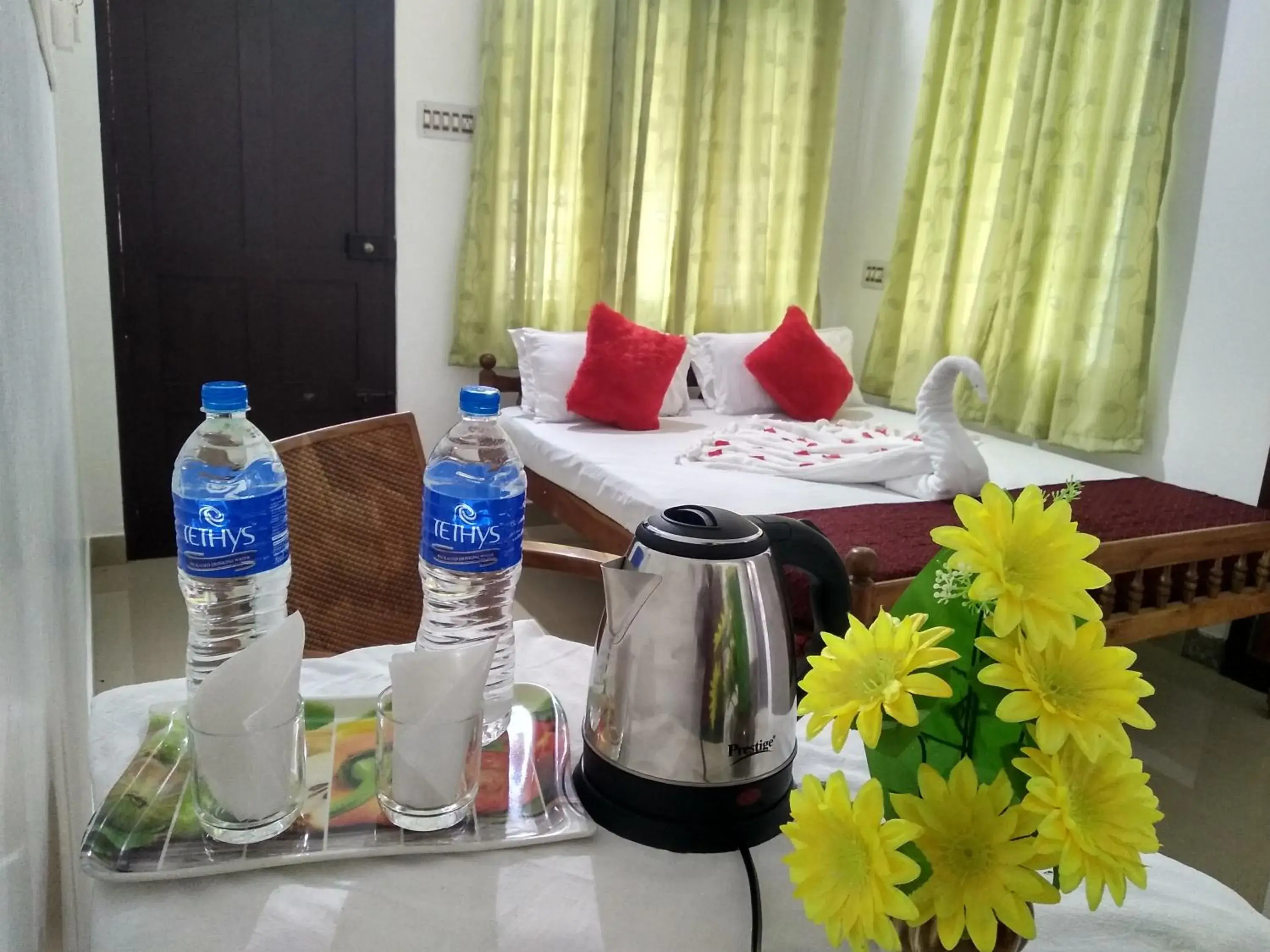 RoomNo.101 Deluxe Double Room with AC in Blue Birds Homestay RoomNo.101 Deluxe Double Room with AC in Blue Birds Homestay