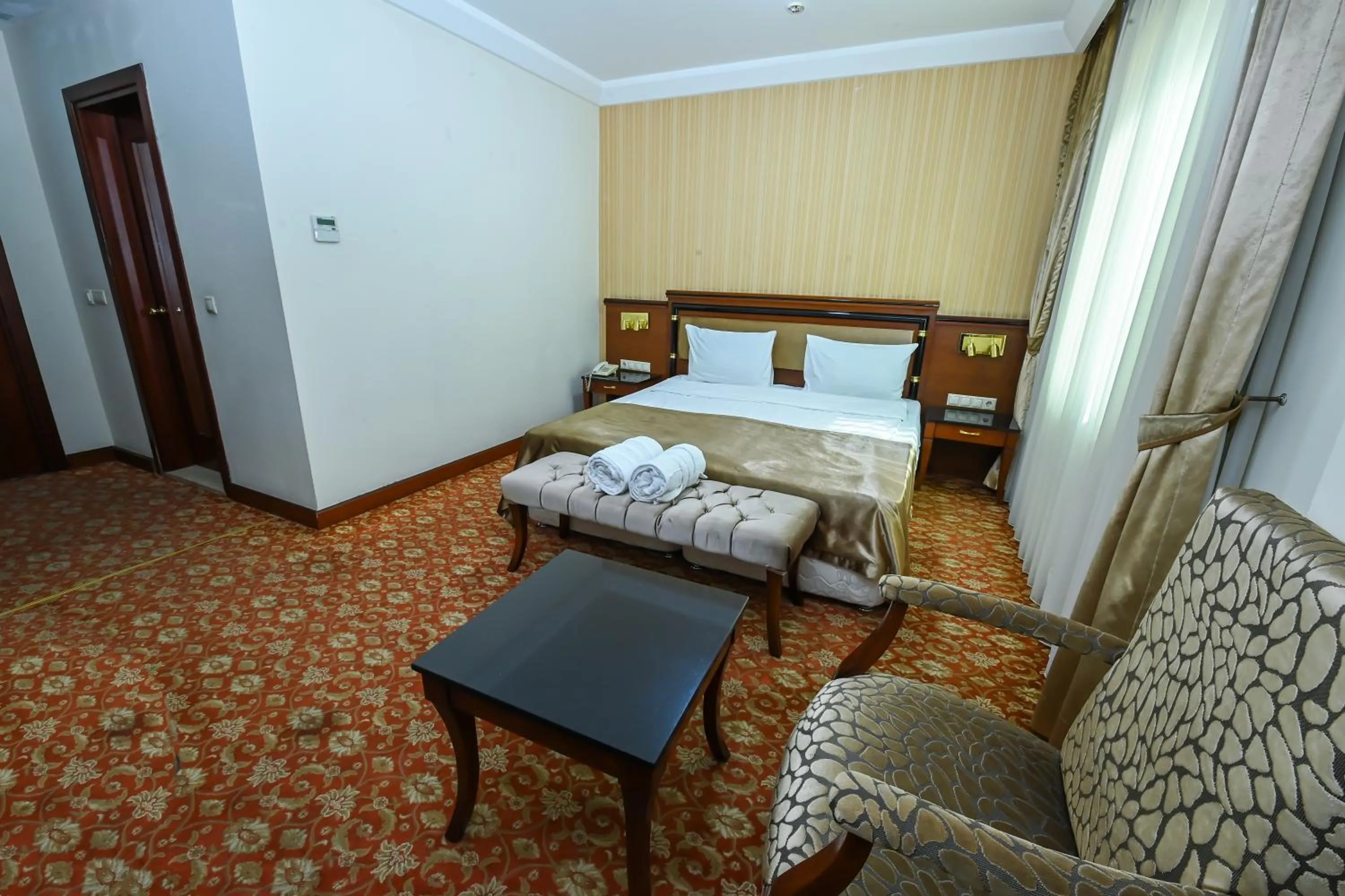 Bed in Atropat Old City Hotel