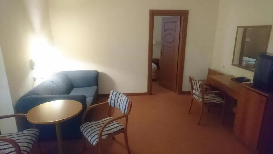 Hotel Vila Ružica- glavna zgrada i depandanse