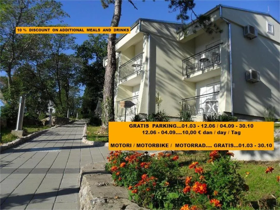 Hotel Vila Ružica- glavna zgrada i depandanse