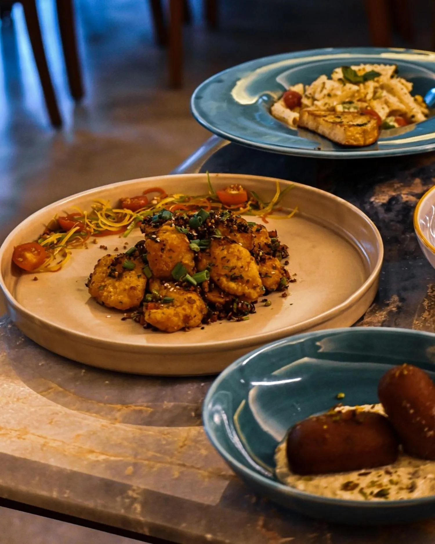 Restaurant/places to eat in Hotel Amar