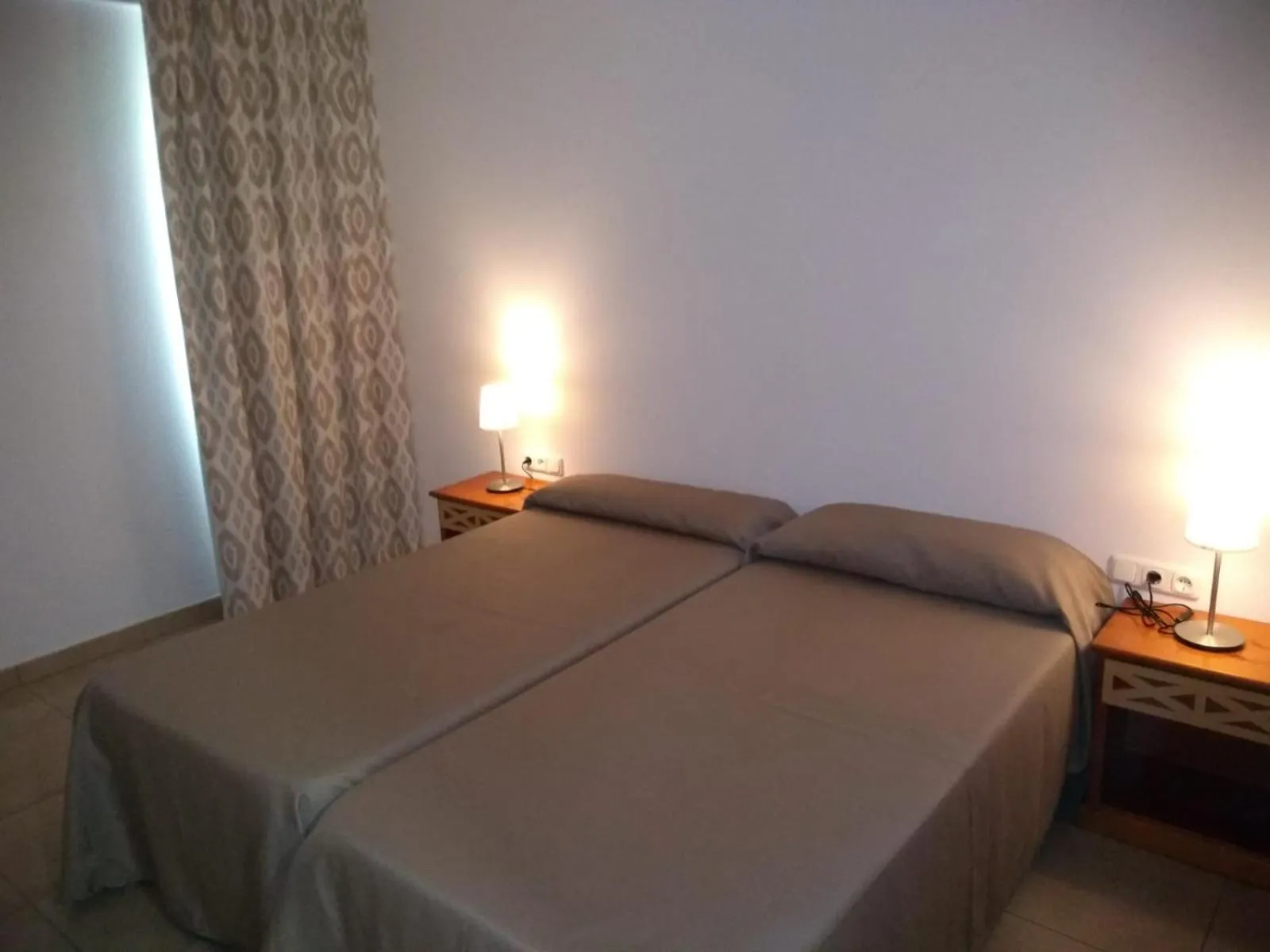 Photo of the whole room, Bed in Hotel Alfonso