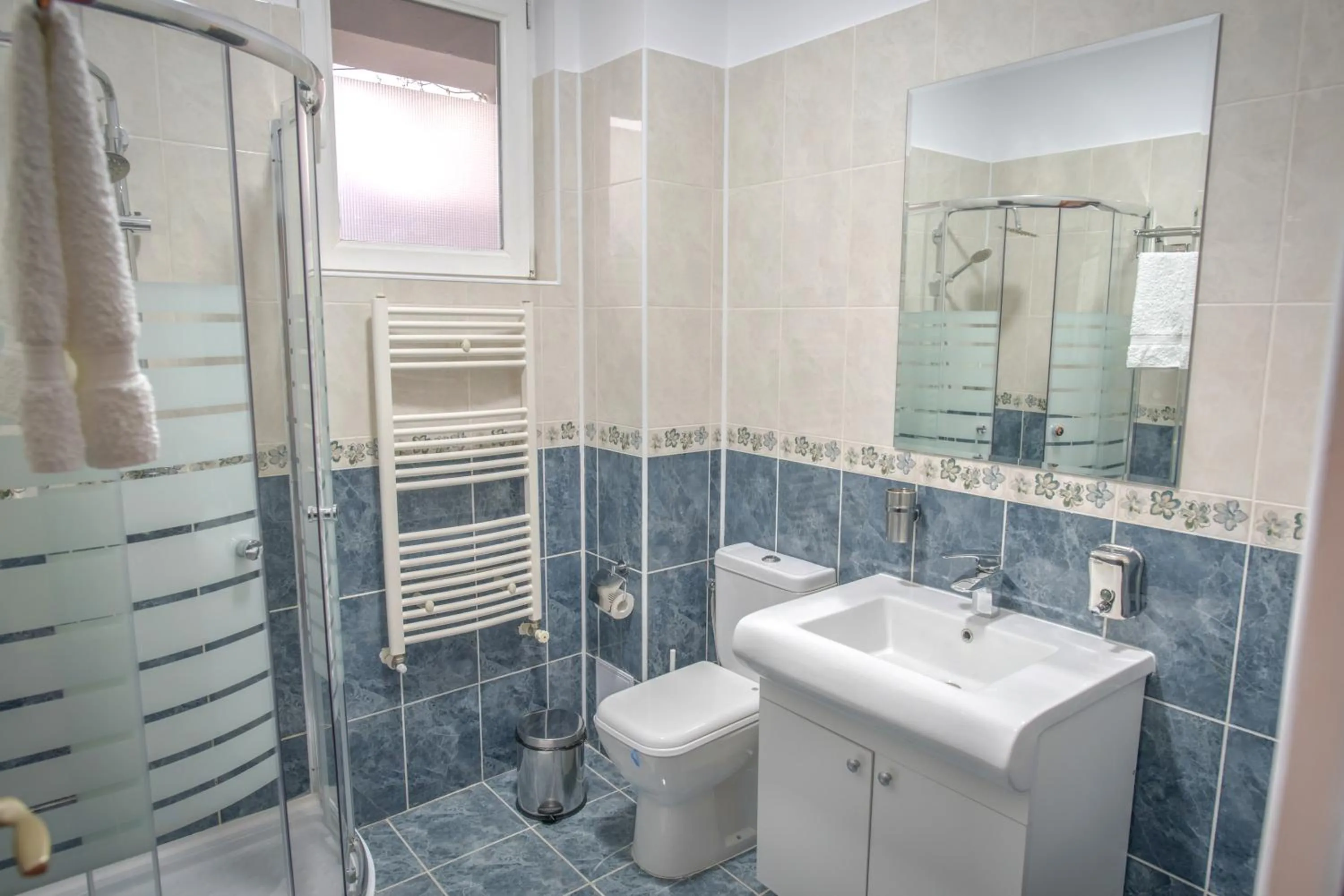 Bathroom in Hotel Elisabeta