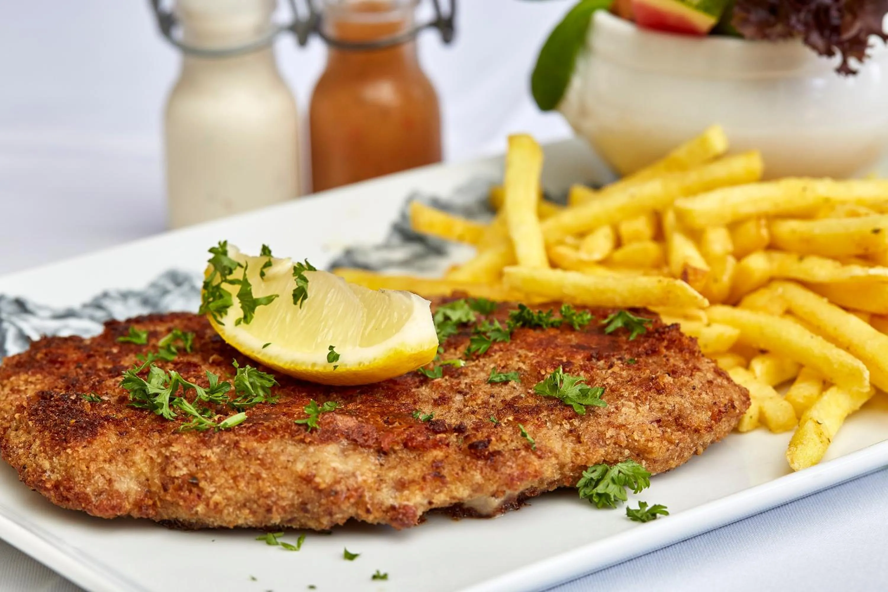 Restaurant/places to eat in Parkhotel Schwert