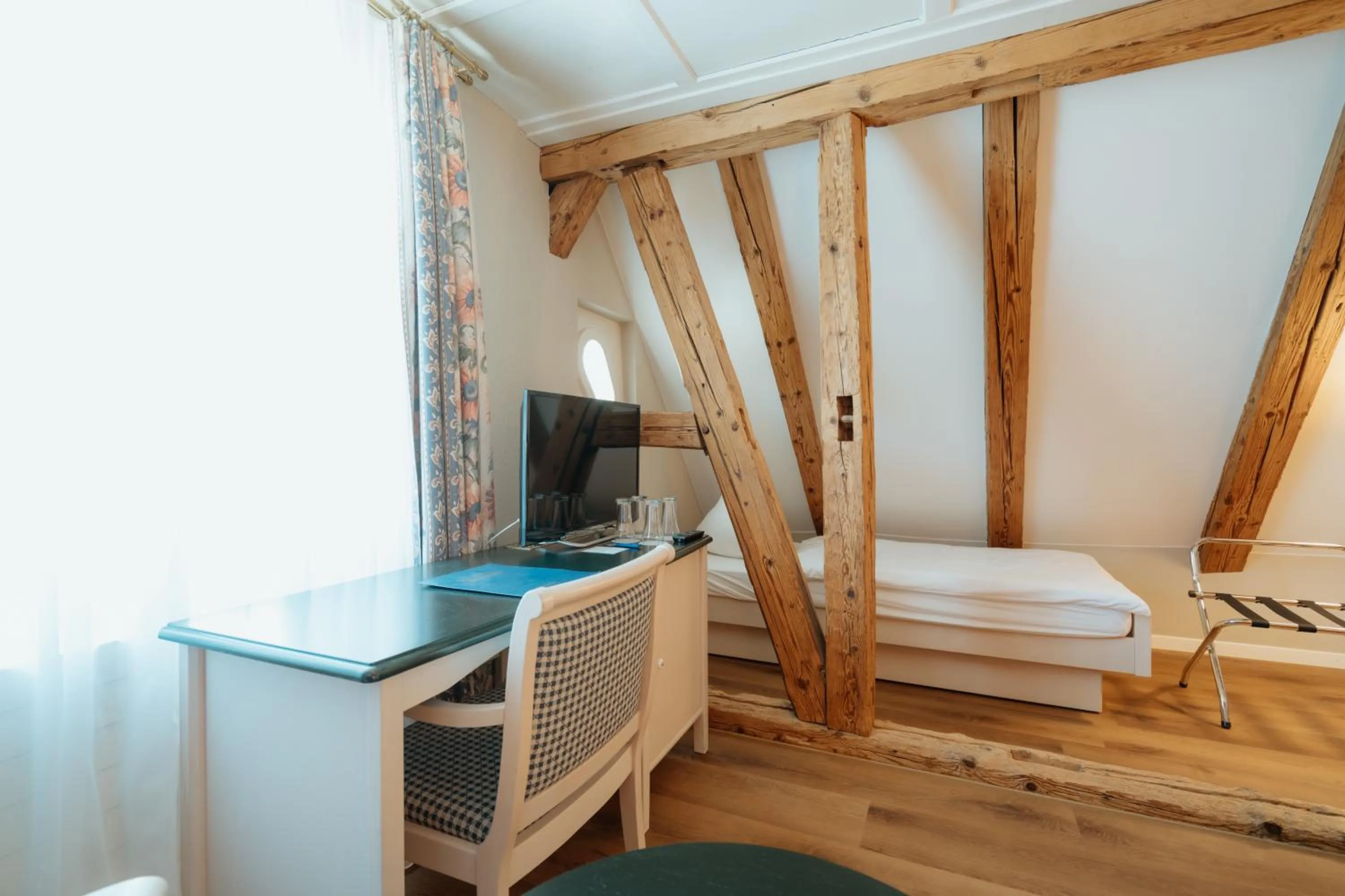 Bed in Parkhotel Schwert