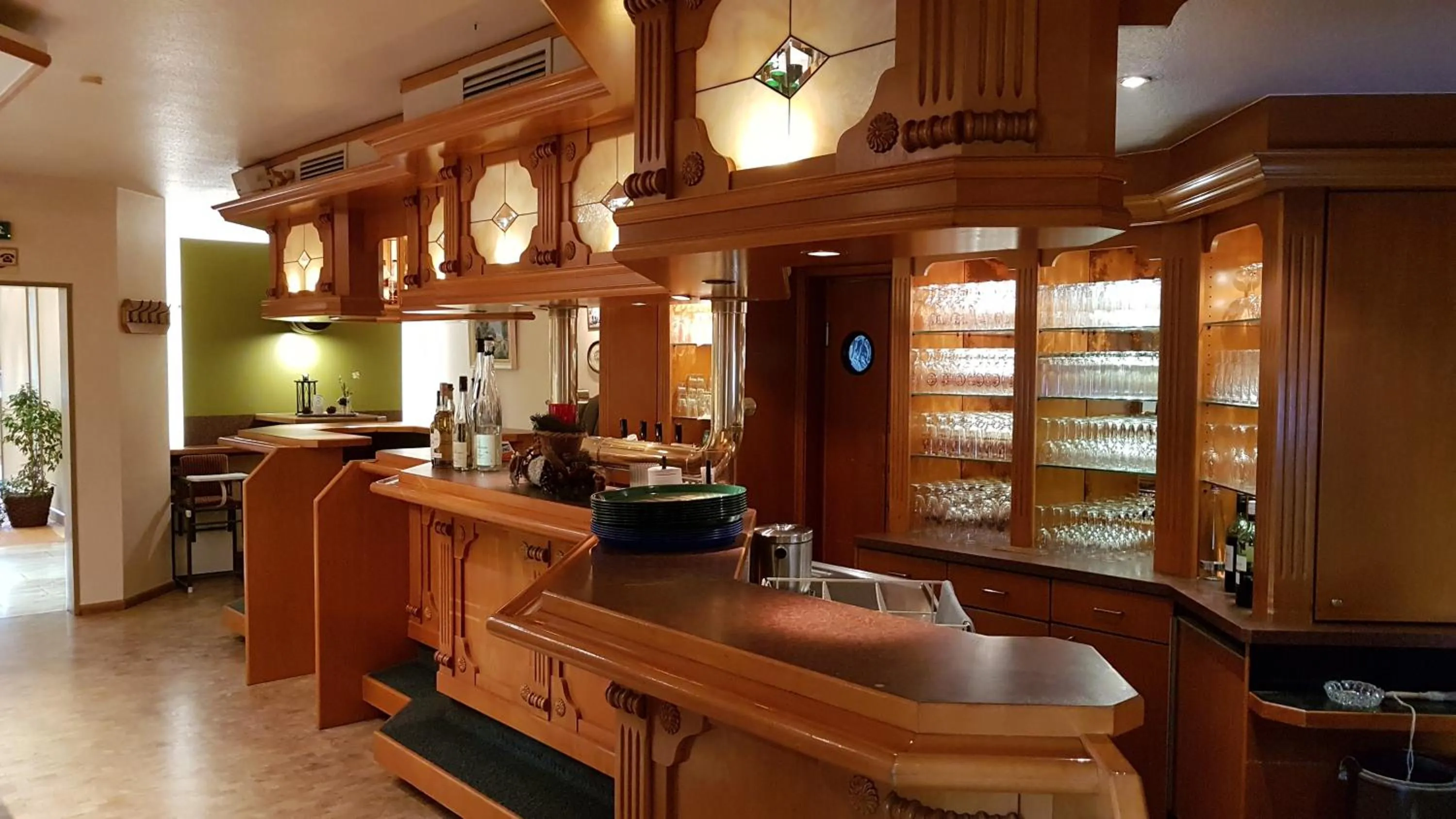 Restaurant/places to eat in Hotel Landhaus Feyen