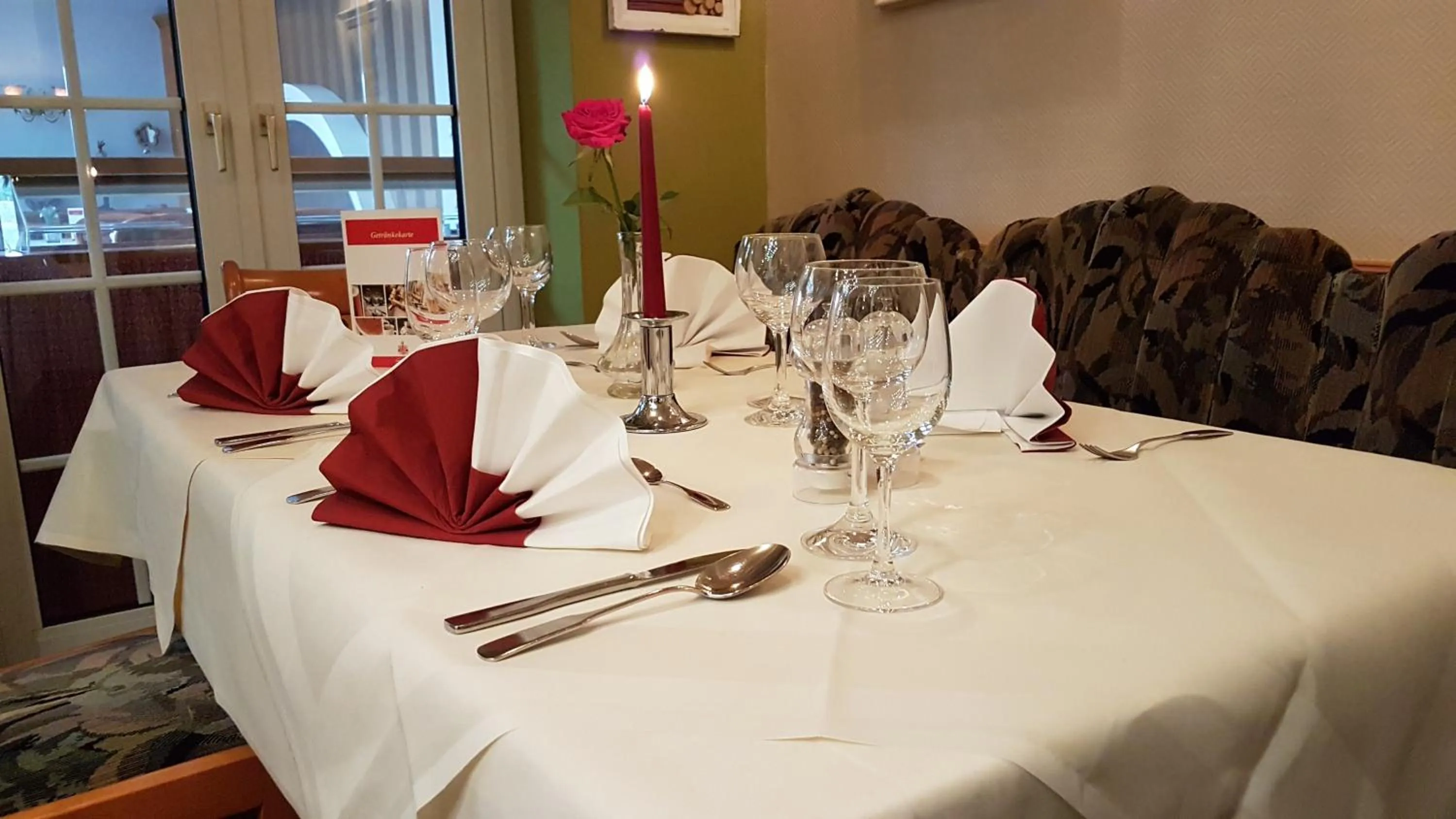 Restaurant/places to eat in Hotel Landhaus Feyen