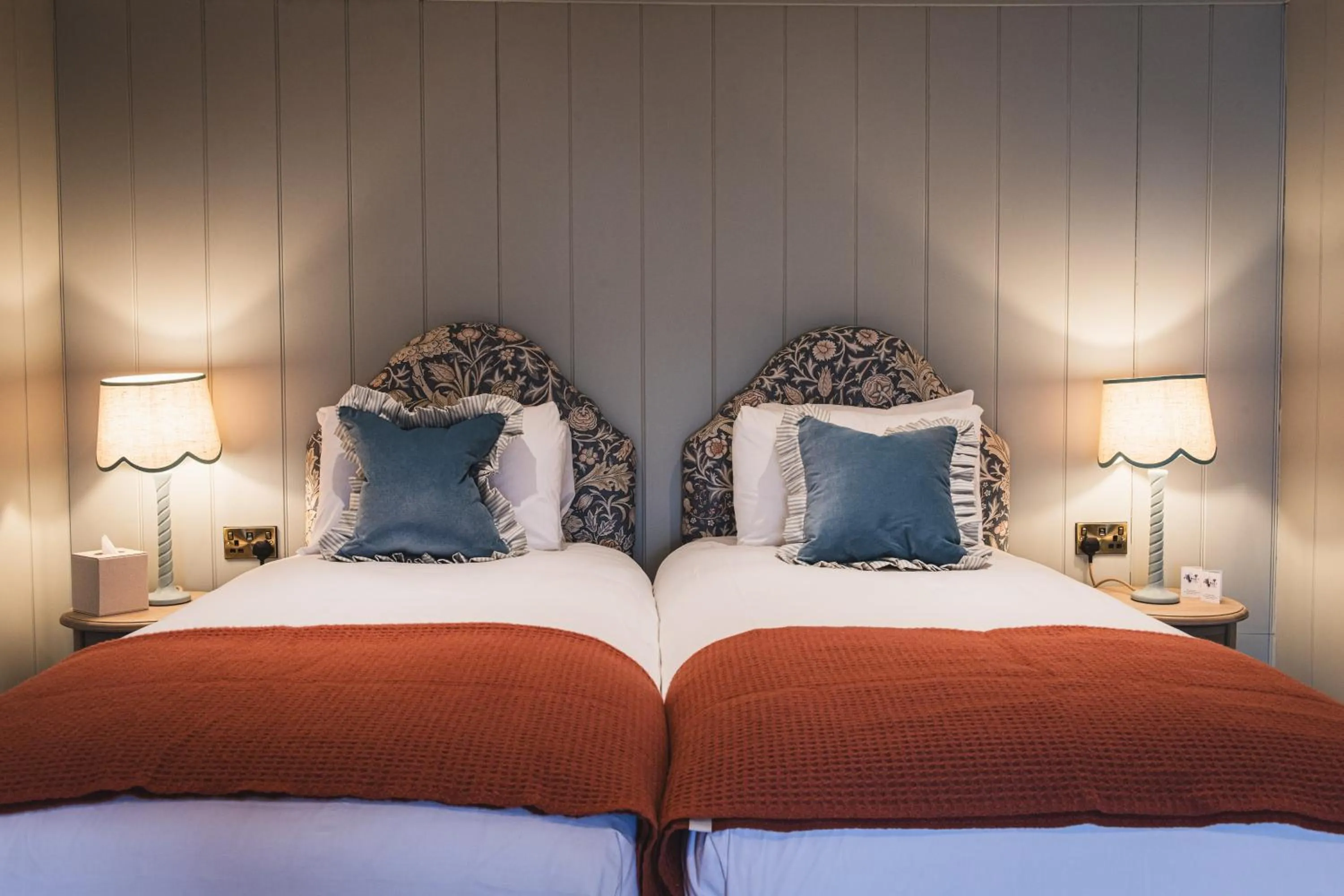 Bed in Bel and The Dragon-Odiham