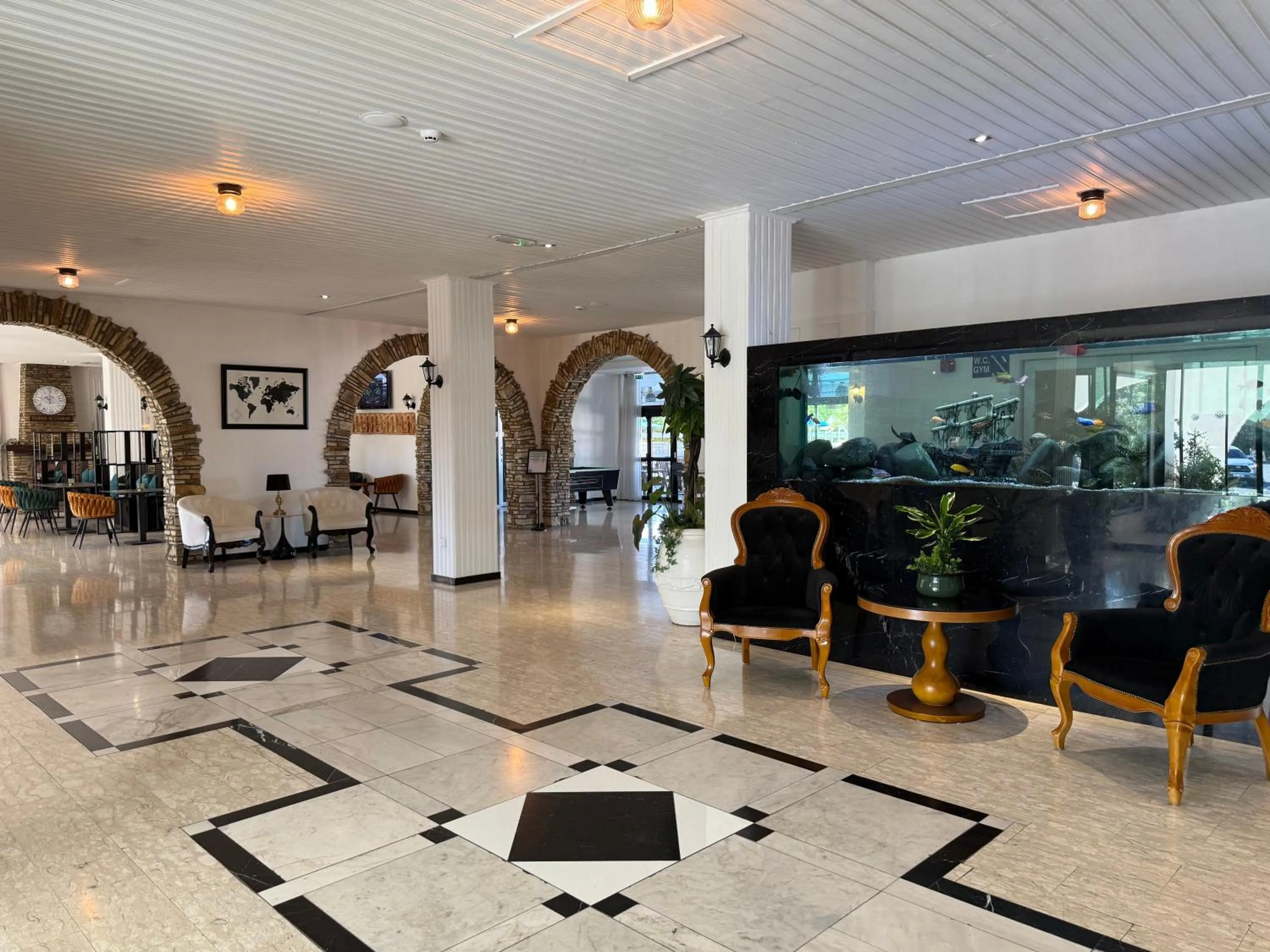 Lobby or reception in Sveltos Hotel