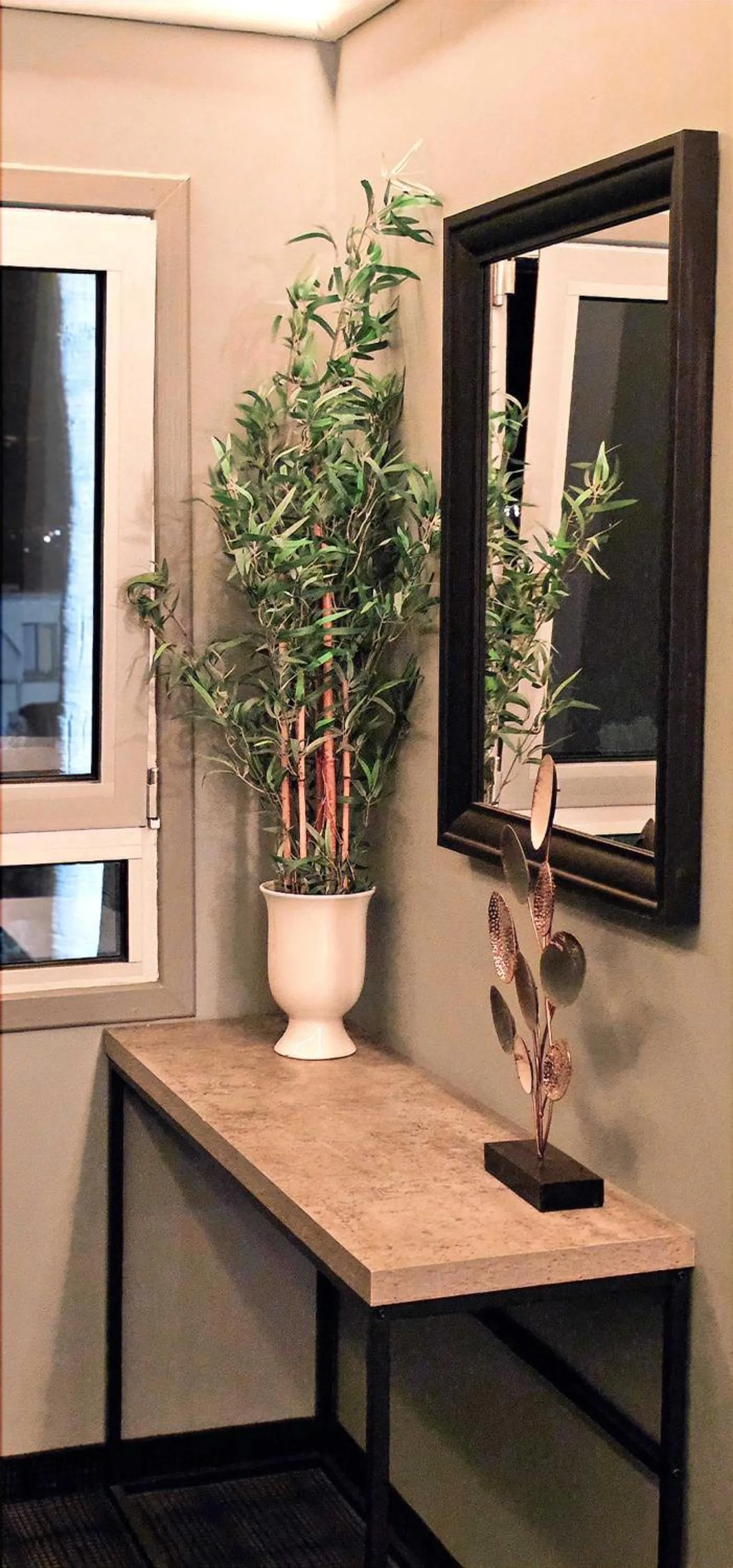 Decorative detail in Sveltos Hotel